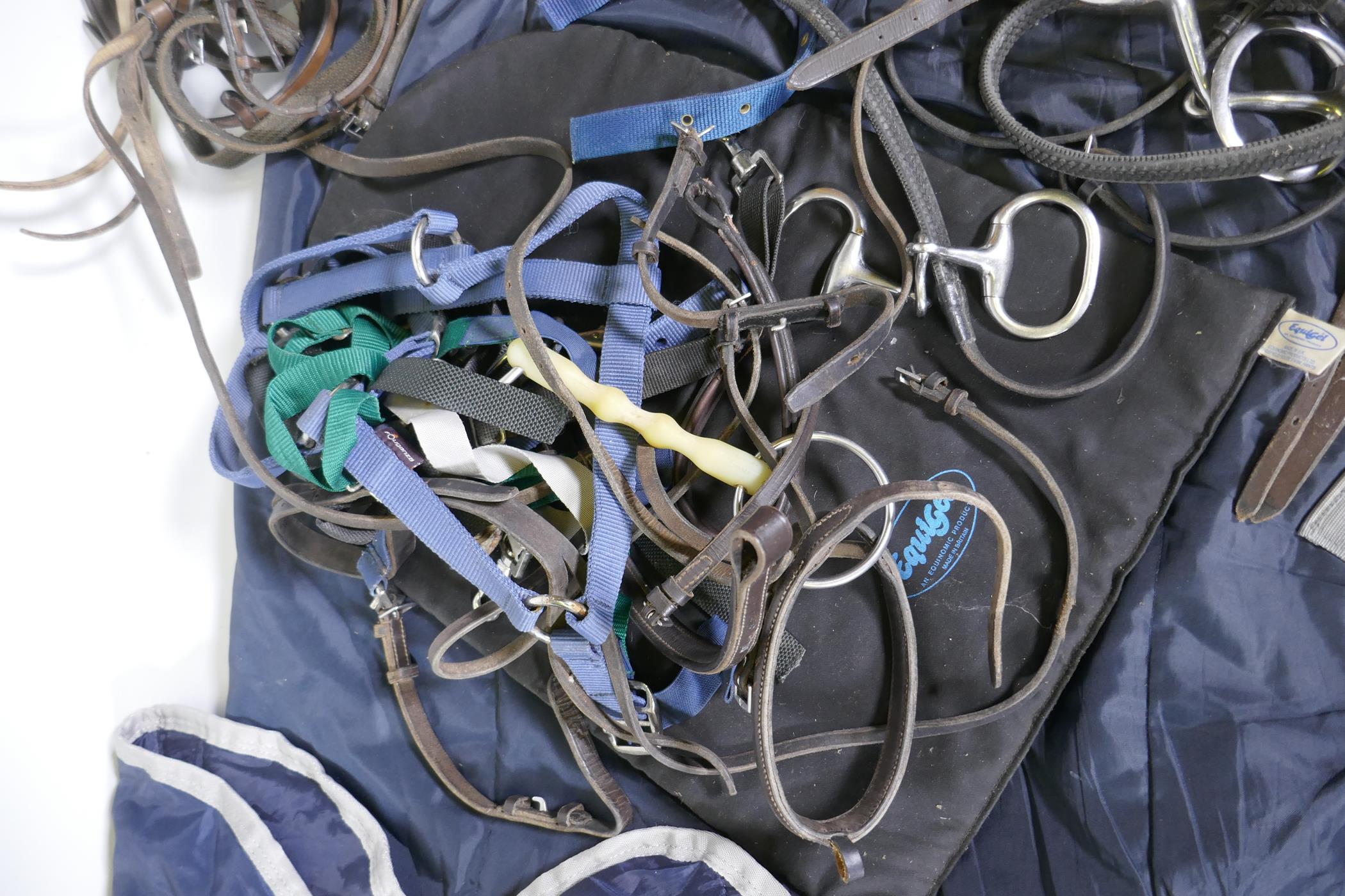 A quantity of equestrian equipment including Amigo Horseware stable/under blanket, Equigel saddle - Image 4 of 6