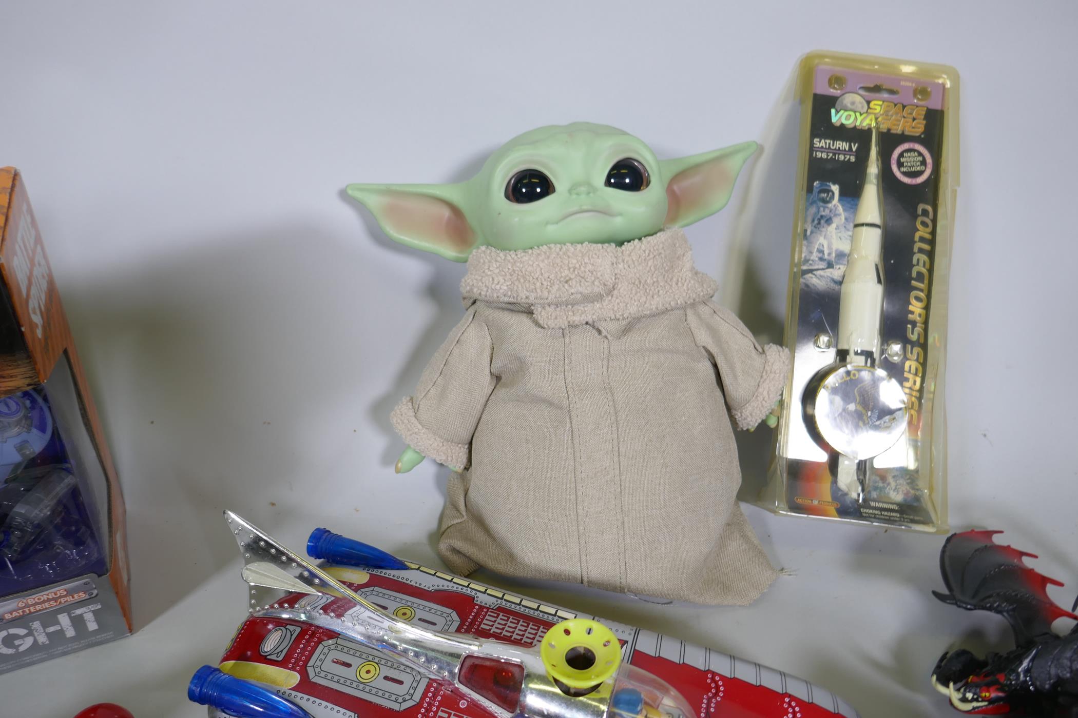 A quantity of Star Wars and Disney figures, toys etc - Image 3 of 5