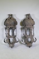 A large pair of metal lanterns, 118cm long