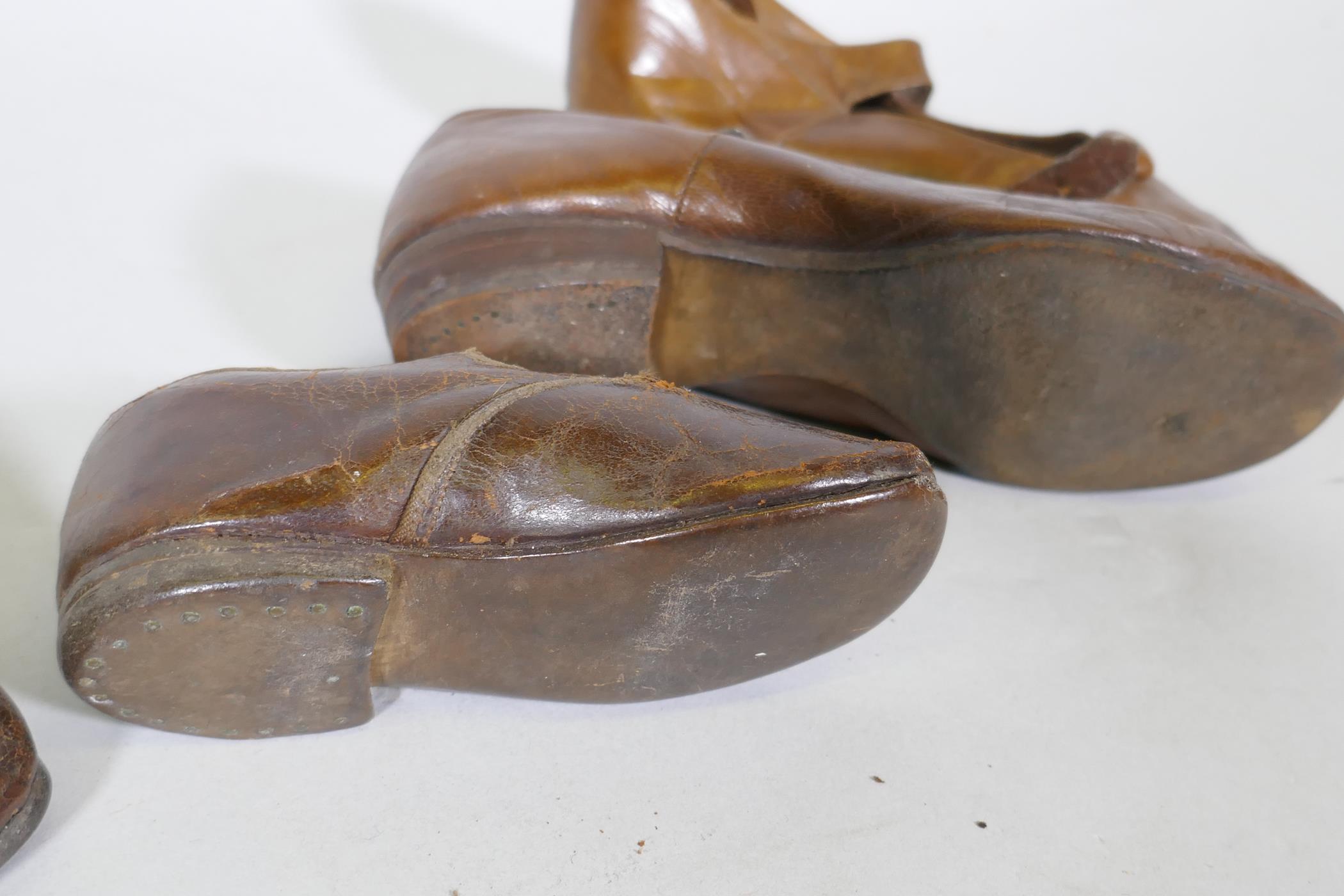 A pair of late C19th/early C20th child's leather shoes, 12cm long, and another pair larger - Image 2 of 3