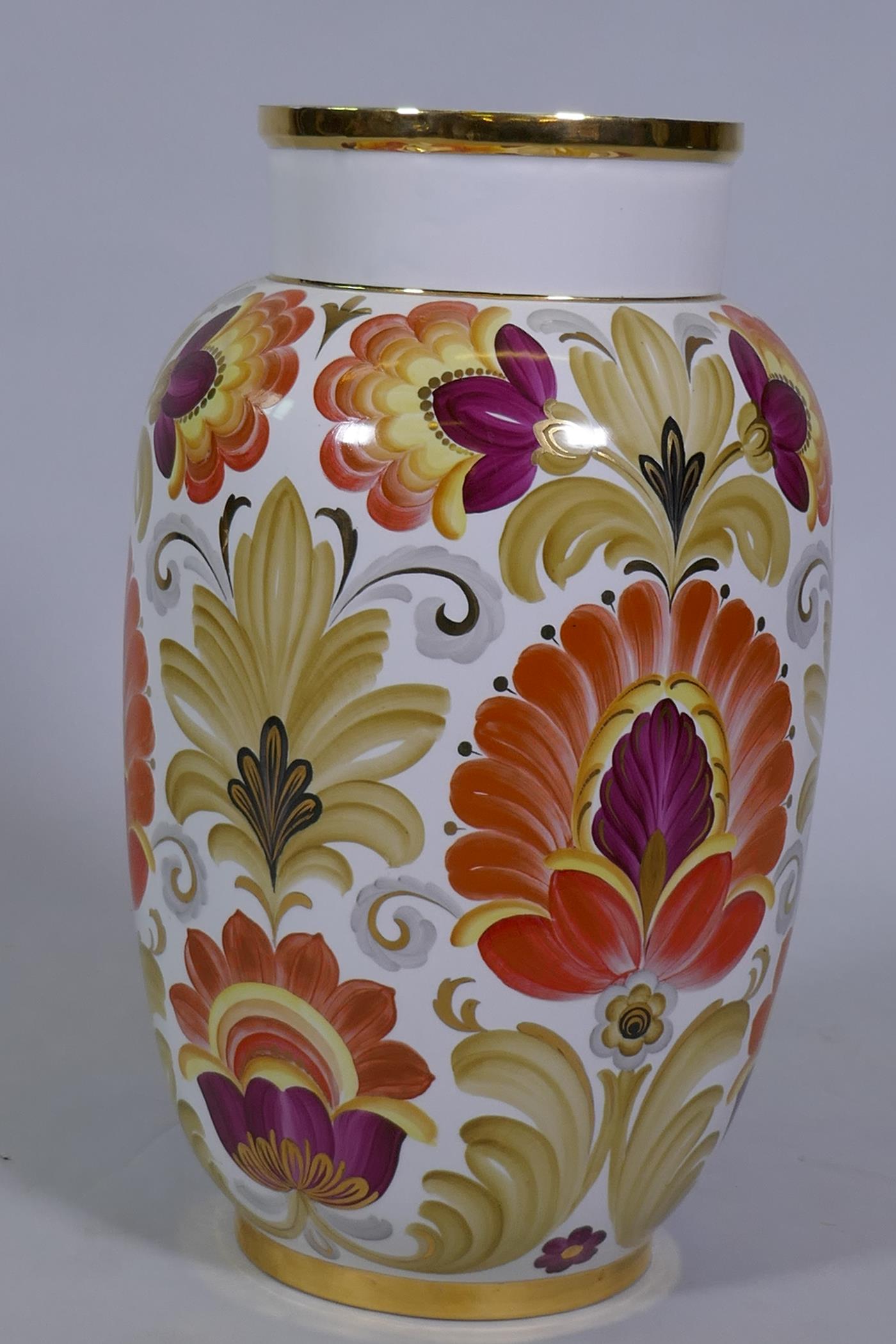 A large Soviet Russian porcelain vase by Lomonsov, with floral decoration and gilt highlights, - Image 2 of 7