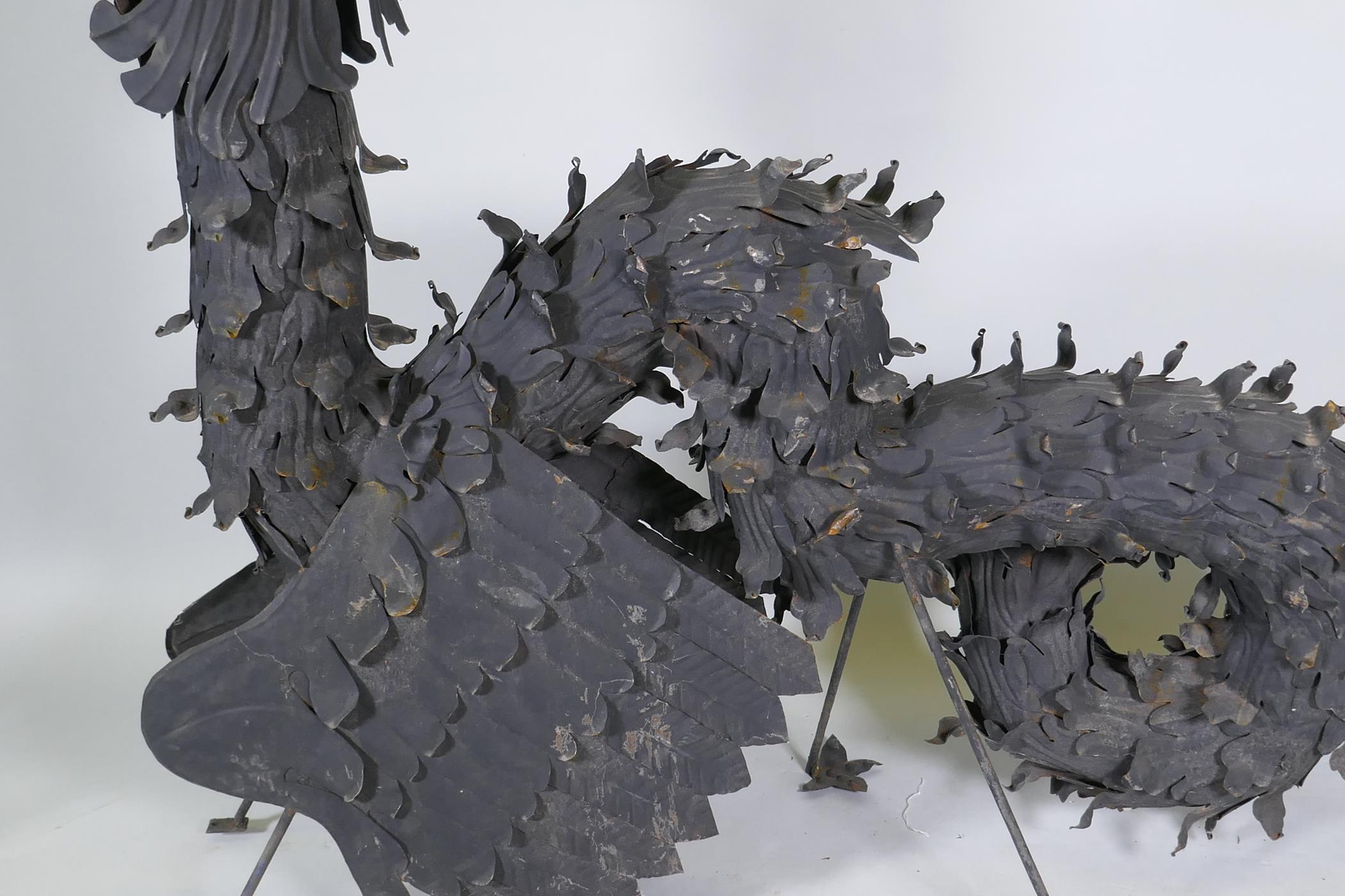 A pair of metal wall brackets in the form of dragons, 170 x 128cm, (associated with previous lot) - Image 5 of 5