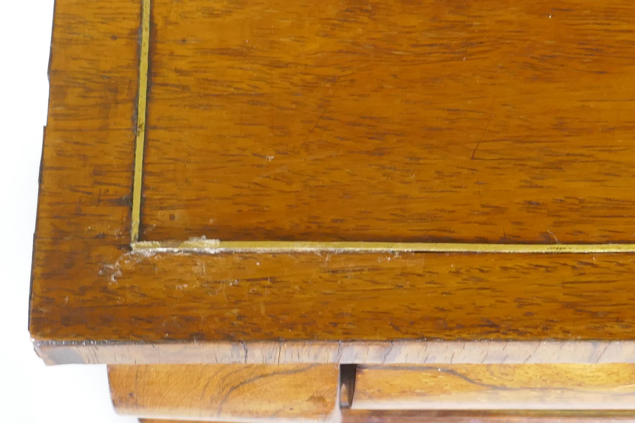 A small Regency rosewood chiffonier with brass stringing and mounts, the upper shelf raised on - Image 6 of 6