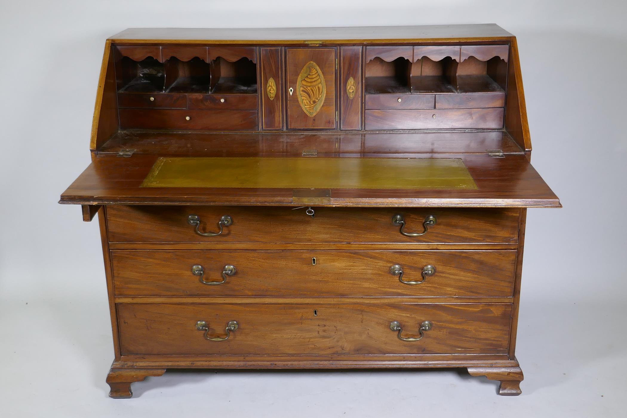 A Georgian mahogany bureau, the fall front with inset leather opening to reveal a fitted interior - Image 3 of 7