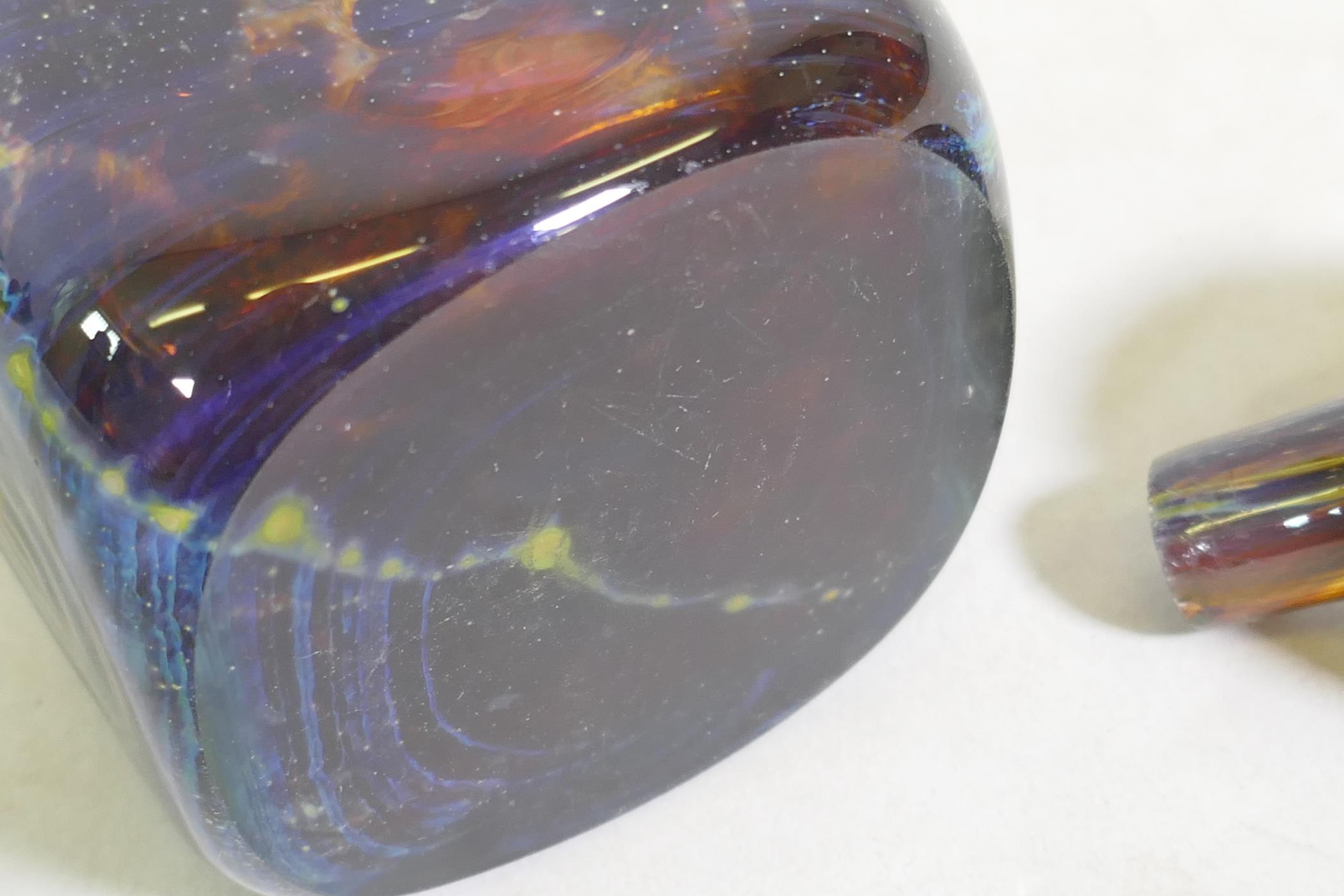 A studio glass bowl, 29cm diameter, and Mdina bottle with stopper - Image 4 of 4