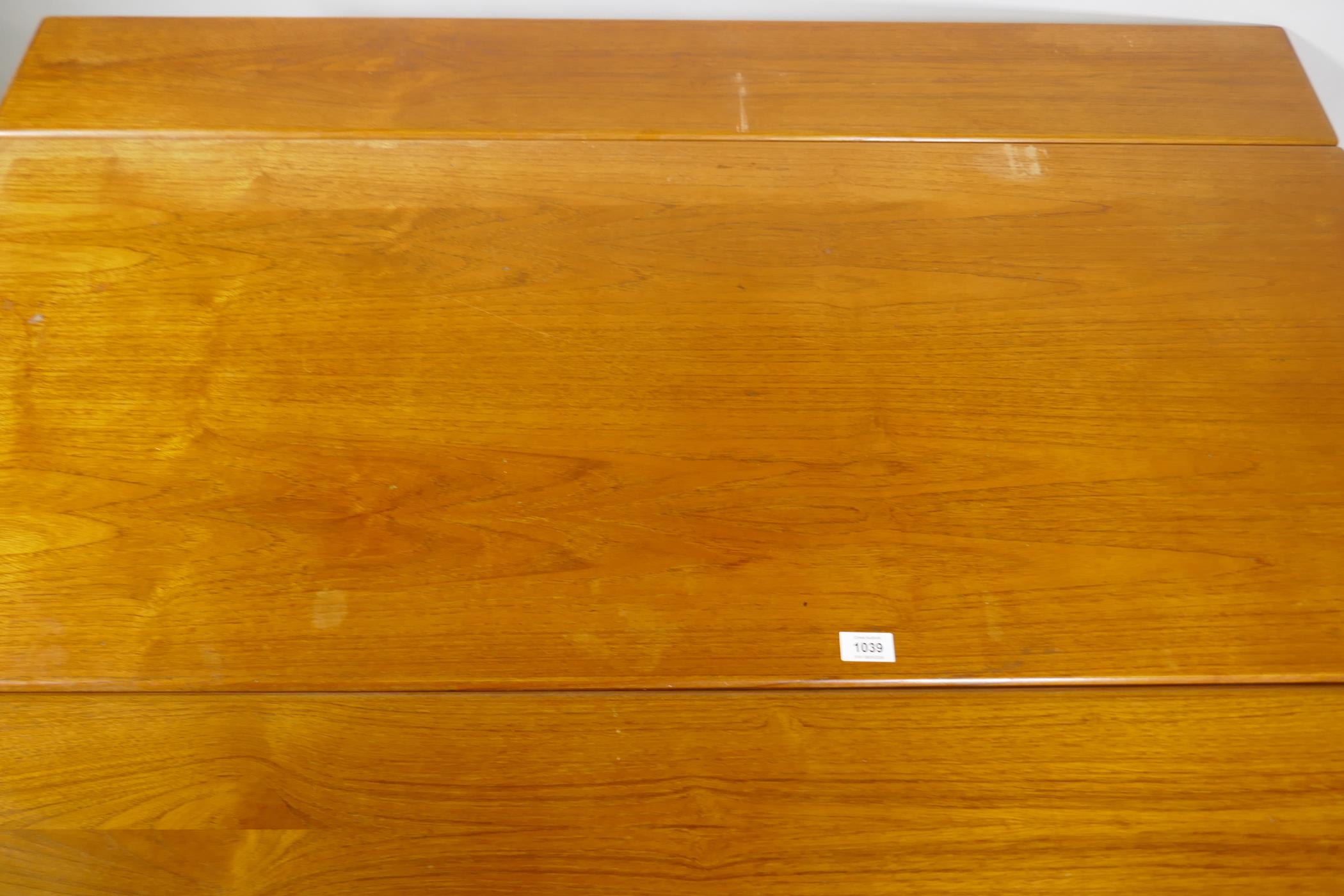 A Danish mid century teak Elevator coffee/dining table, designed by Kai Kristiansen for Vildbjerg - Image 6 of 7