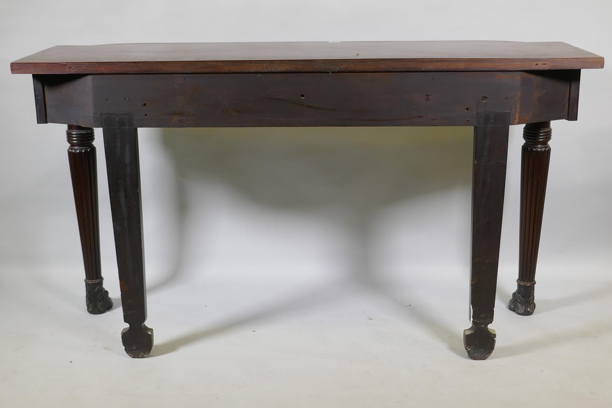 A Georgian mahogany breakfront serving table with panelled frieze and single drawer, raised on - Image 7 of 8