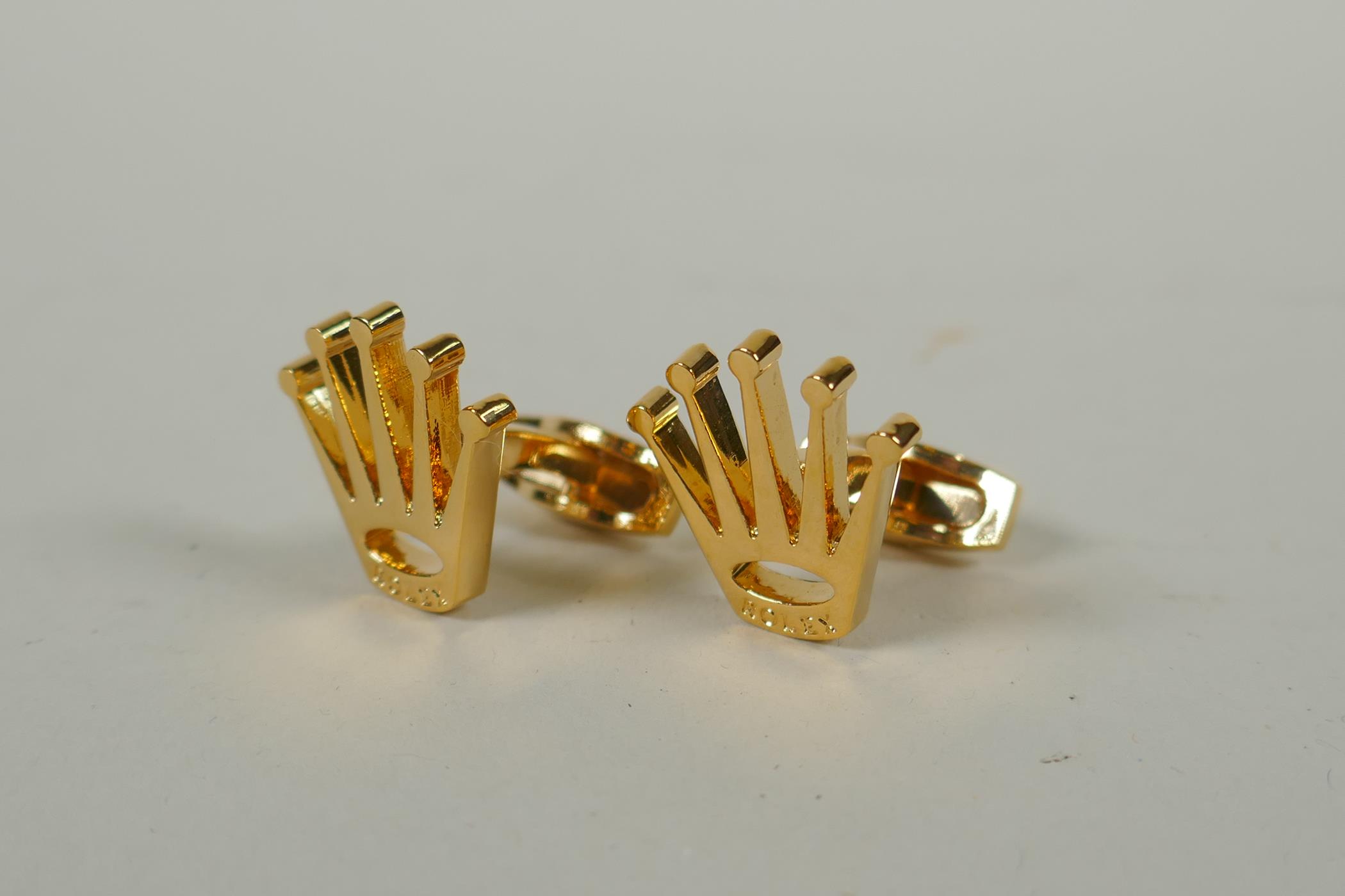 A pair of gilt metal Rolex style cuffliffnks - Image 2 of 2
