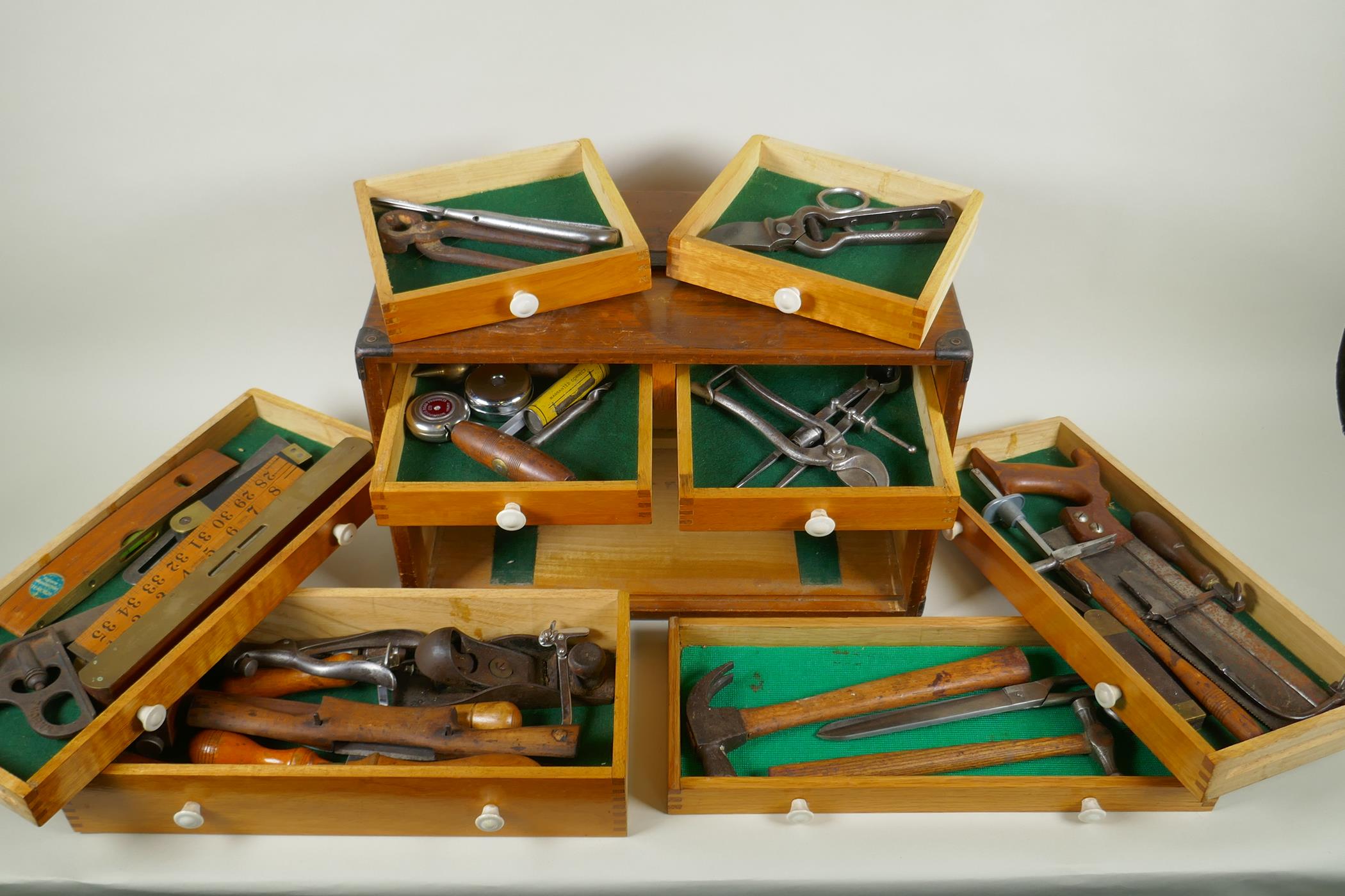 A vintage engineer's metal mounted tool chest with contents, 43 x 22cm, 29cm high - Image 2 of 3