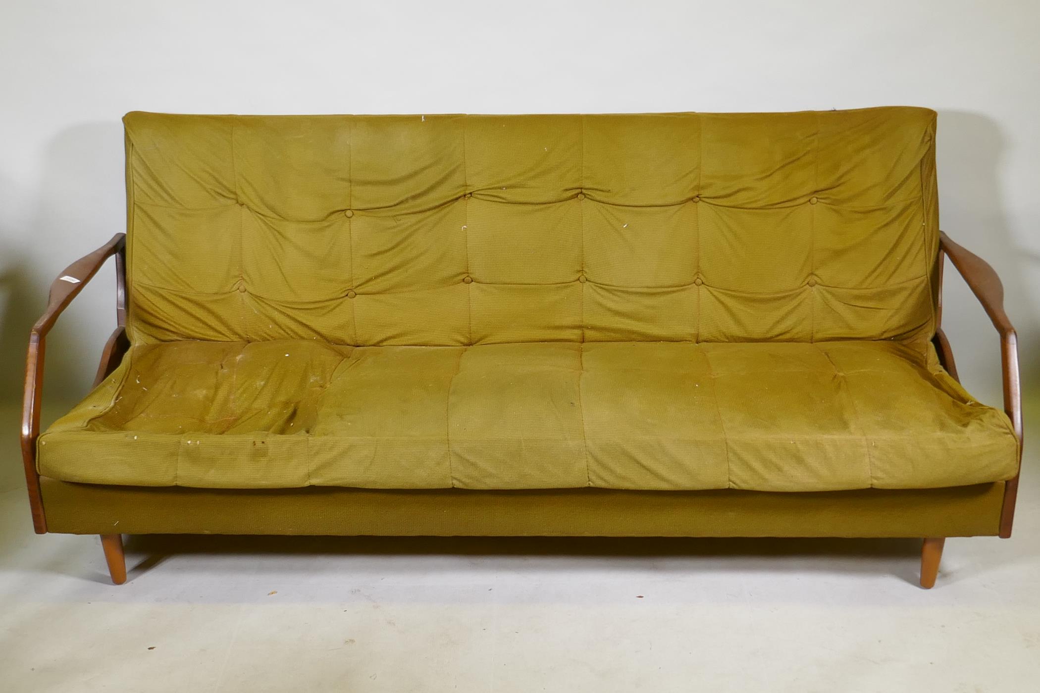 A mid century teak sofa bed in the manner of Greaves & Thomas, structurally sound, upholstery AF, - Bild 2 aus 3