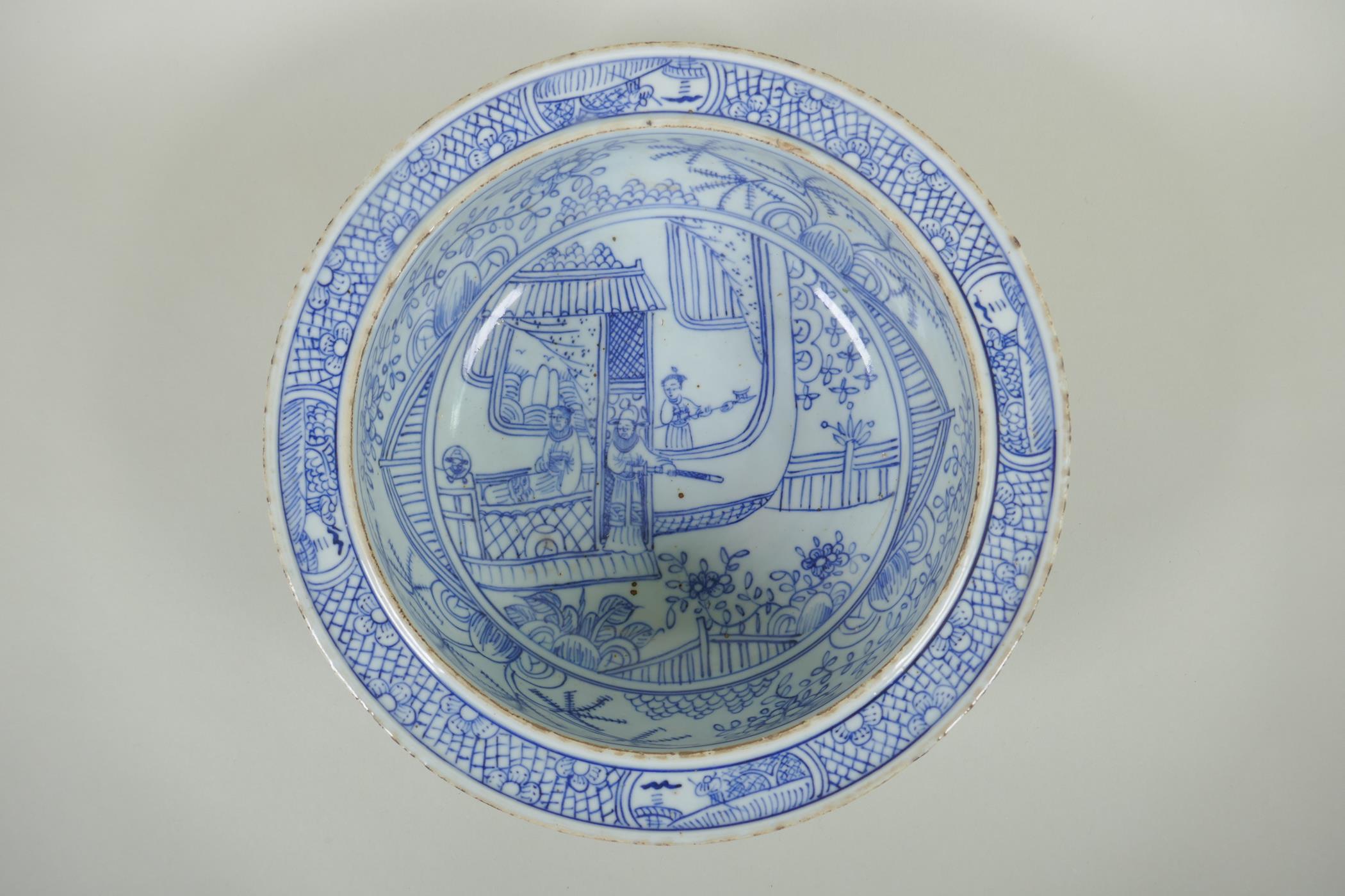 An early C20th Chinese blue and white porcelain steep sided bowl decorated with armed figures, - Image 2 of 5