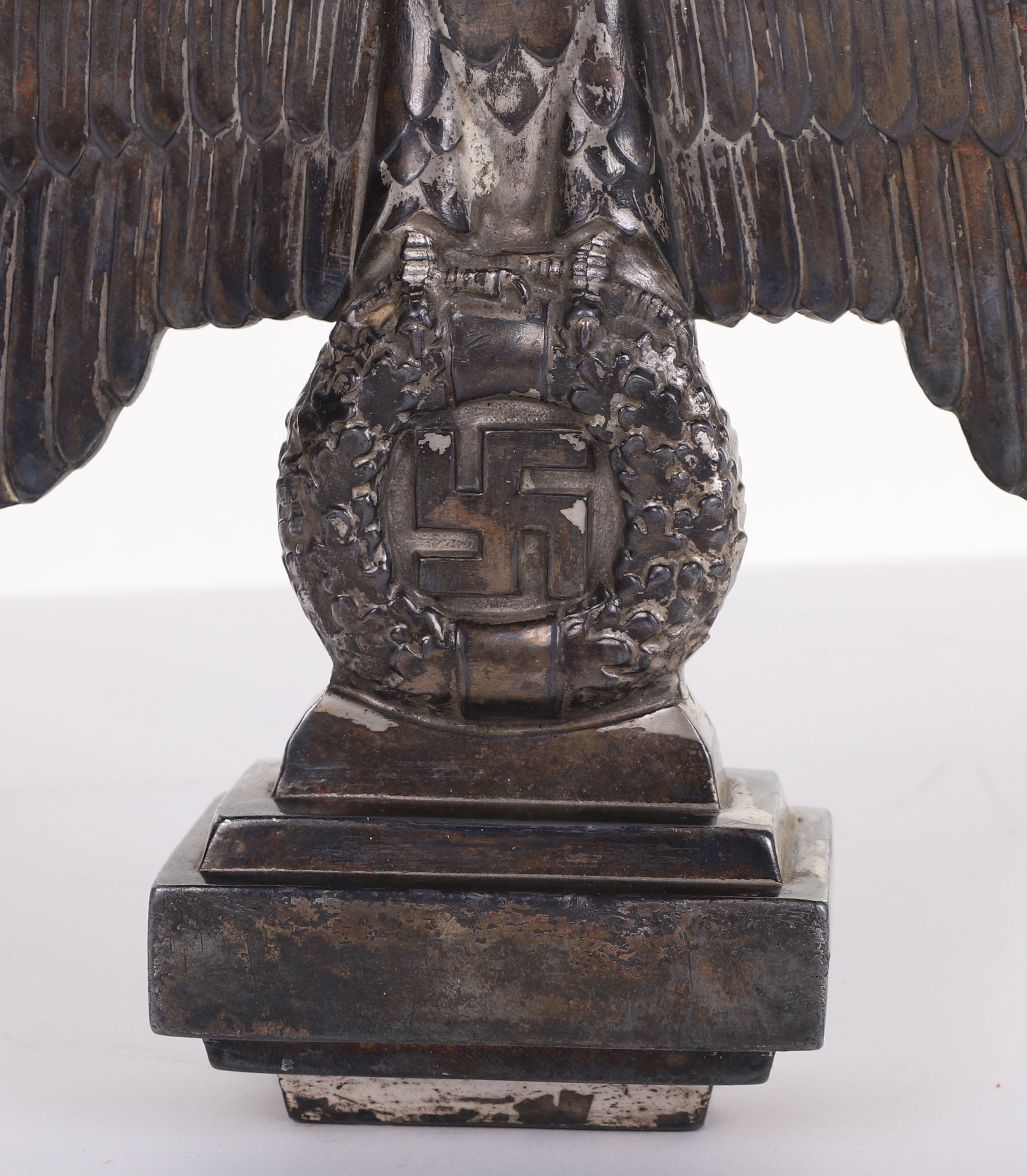 WW2 GERMAN NUREMBERG DESK EAGLE - Image 3 of 8