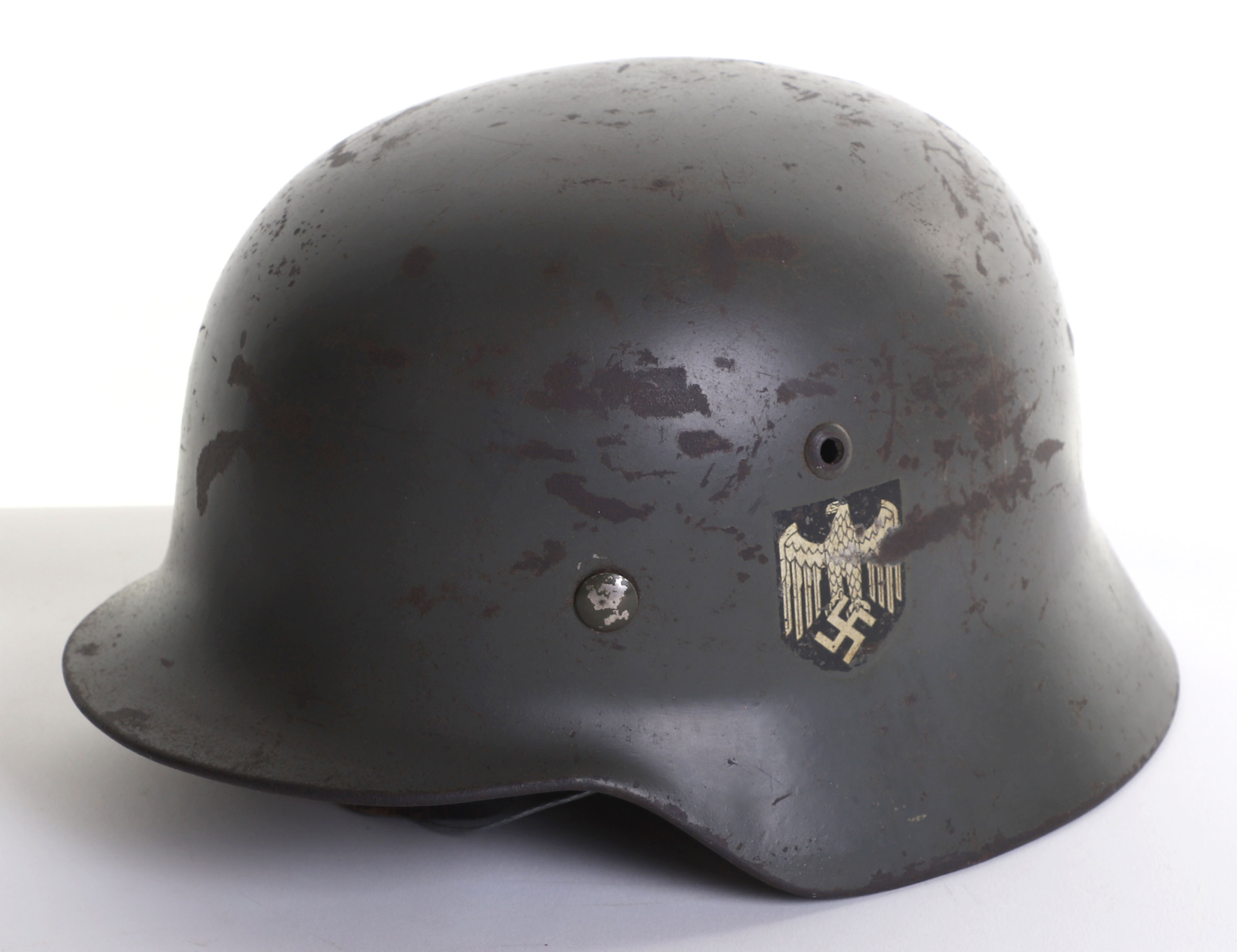 WWII GERMAN HEER M-35 DOUBLE-DECAL HELMET - Image 2 of 14