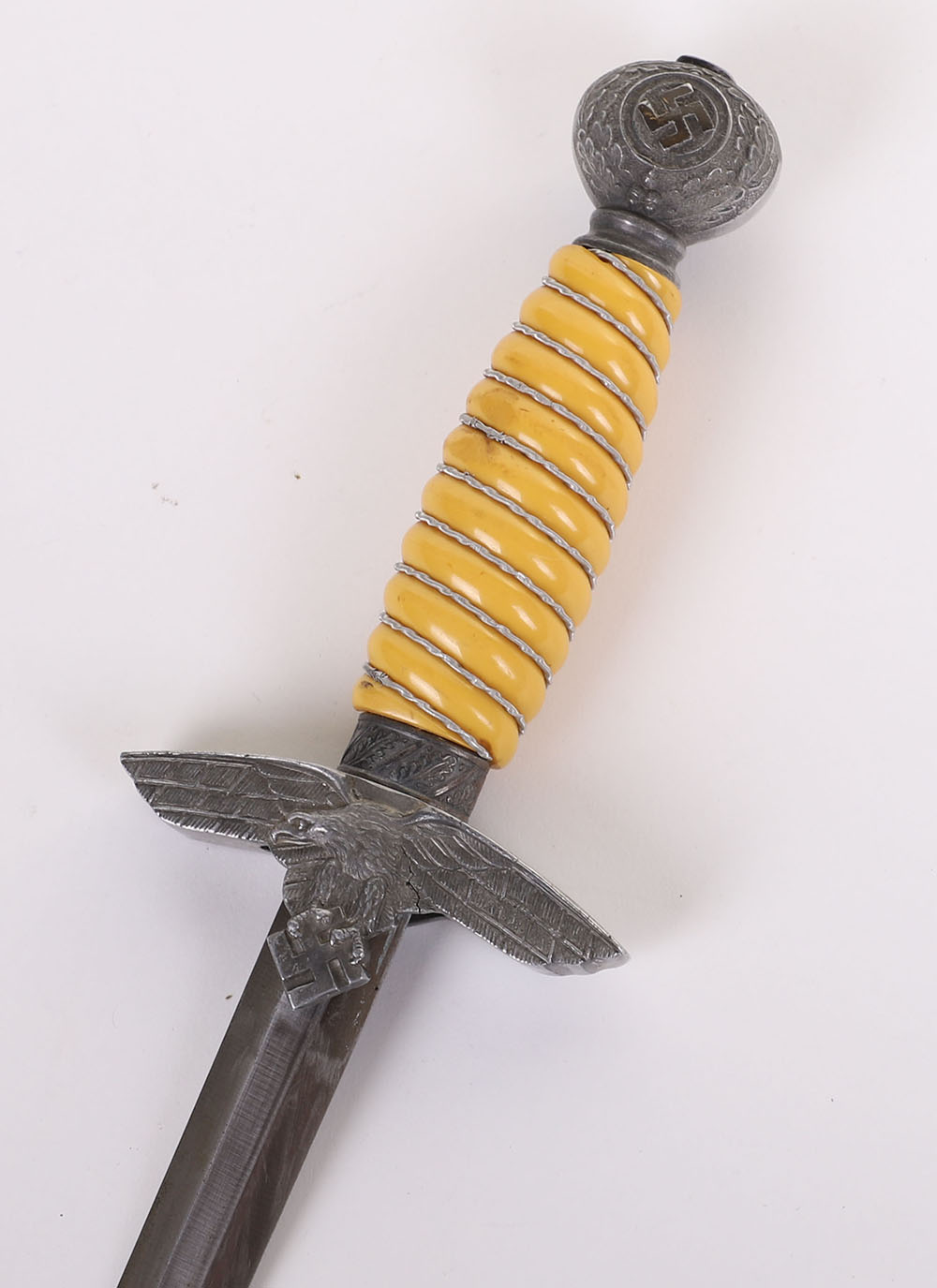 WW2 GERMAN LUFTWAFFE 2ND MODEL OFFICERS DRESS DAGGER BY WKC - Image 5 of 12