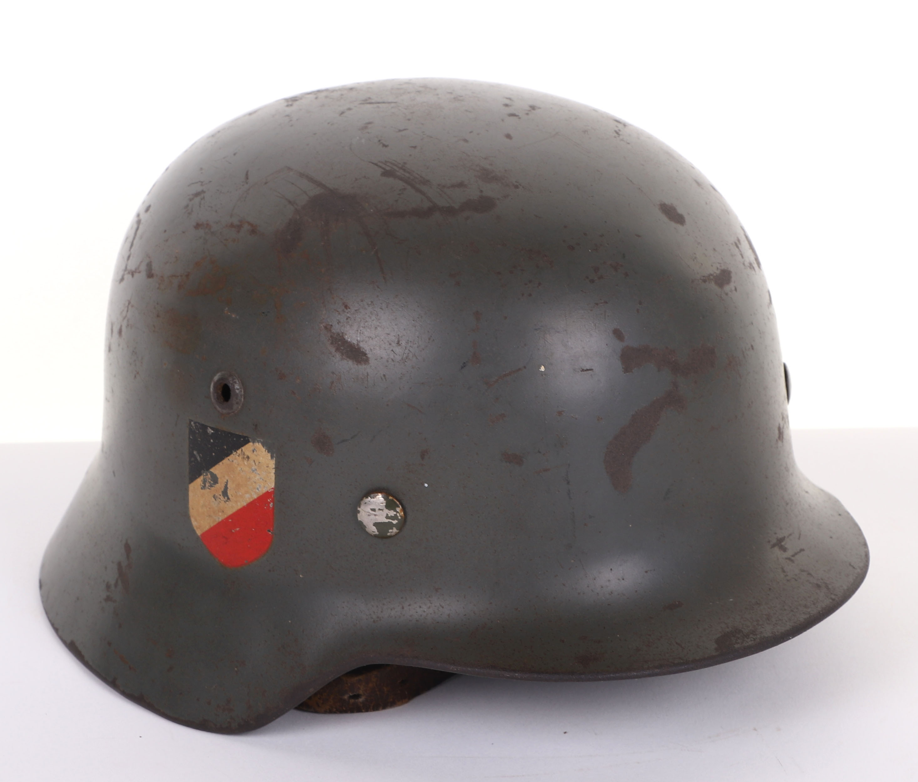 WWII GERMAN HEER M-35 DOUBLE-DECAL HELMET - Image 3 of 14