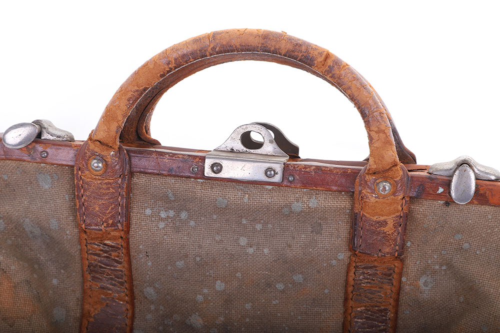 GEORGE E. GOODFELLOW MEDICAL BAG CIRCA 1880’S - Image 2 of 7