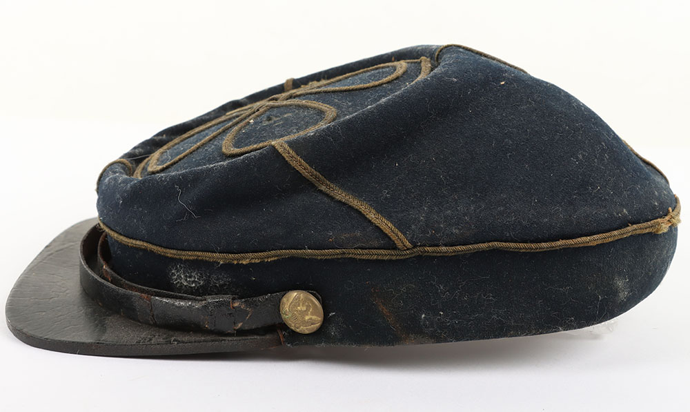 US CIVIL WAR PERIOD UNION CHAUSSER OFFICERS CAP - Image 4 of 8