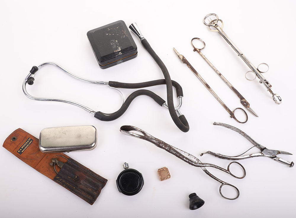 10 PIECES OF MISCELLANEOUS MEDICAL INSTRUMENTS BELONGING TO GEORGE E. GOODFELLOW - Image 2 of 2