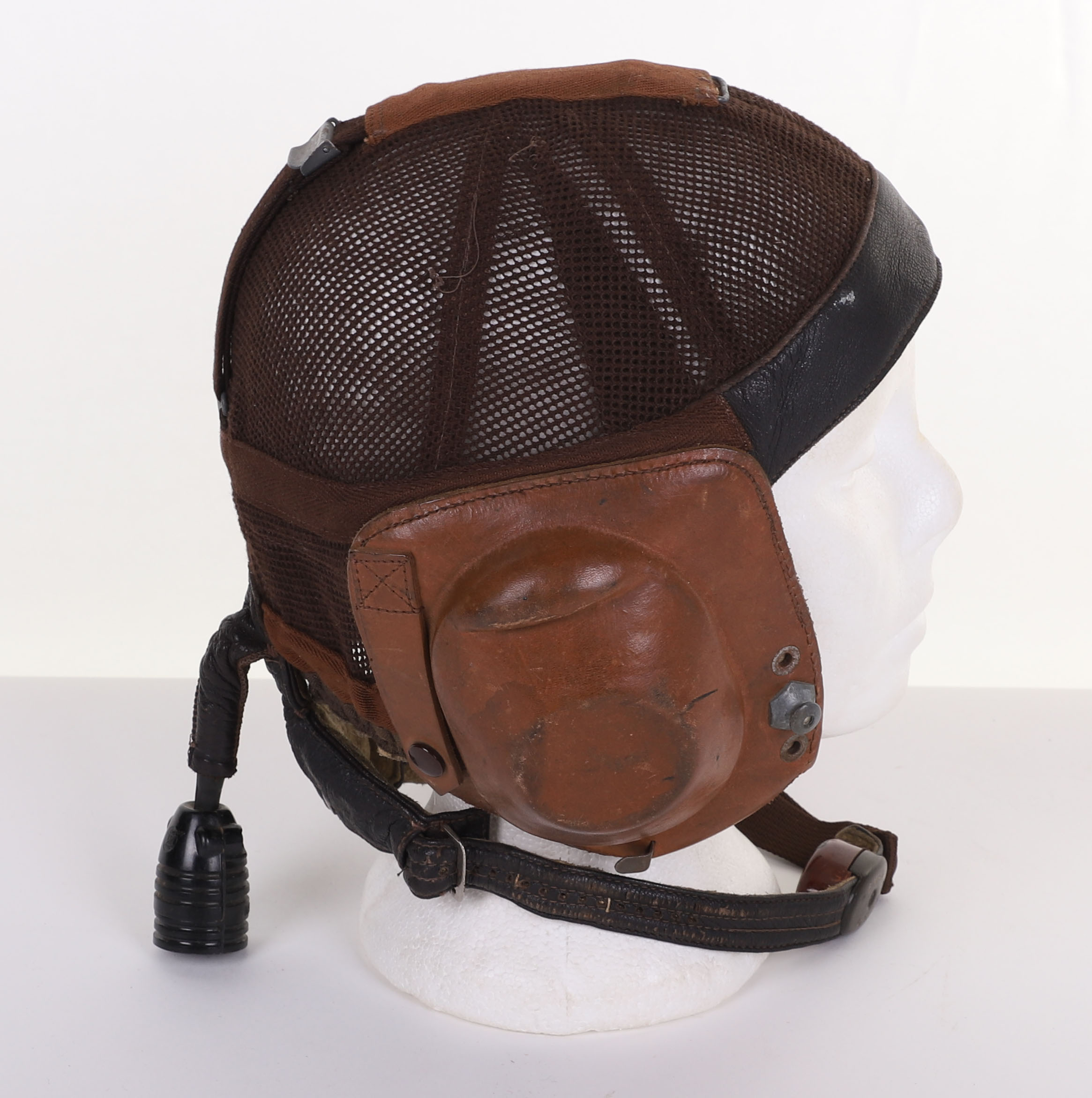 WW2 GERMAN LUFTWAFFE SUMMER FLYING HELMET LKpN 101 - Image 4 of 11