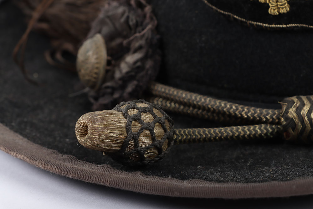 US CIVIL WAR PERIOD UNION INFANTRY OFFICERS M-1858 HARDEE HAT NICKNAMED THE “JEFF DAVIS” HAT - Image 3 of 13