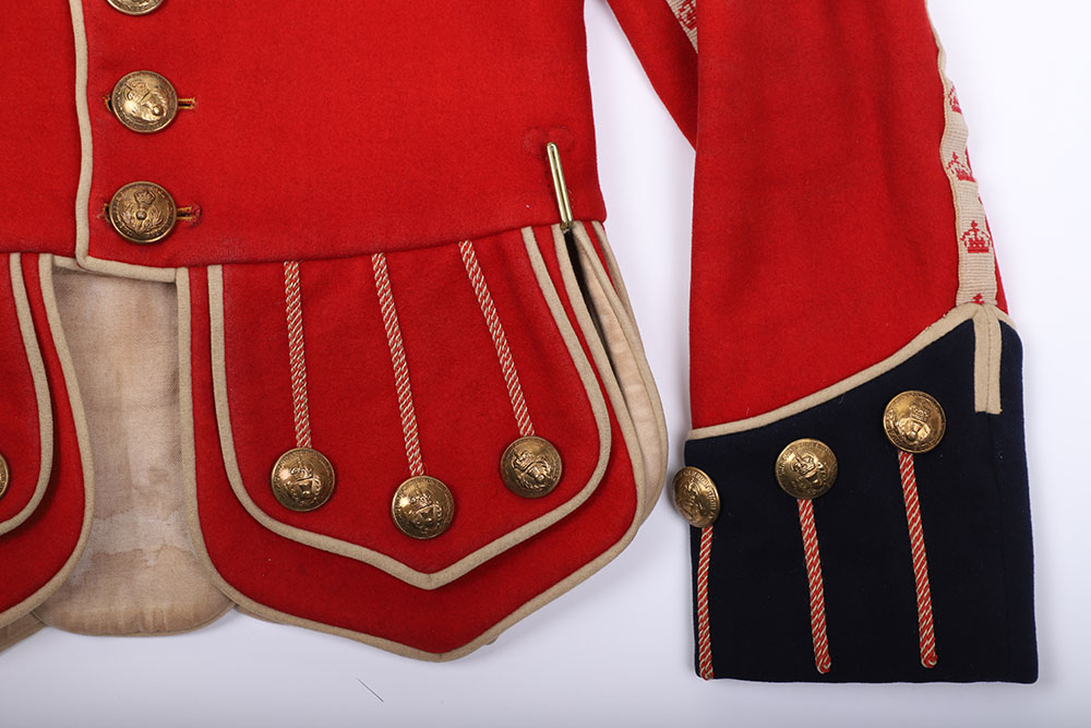 SCOTTISH QUEENS OWN CAMERON HIGHLANDERS PIPERS / DRUMMERS DOUBLET TUNIC - Image 7 of 10