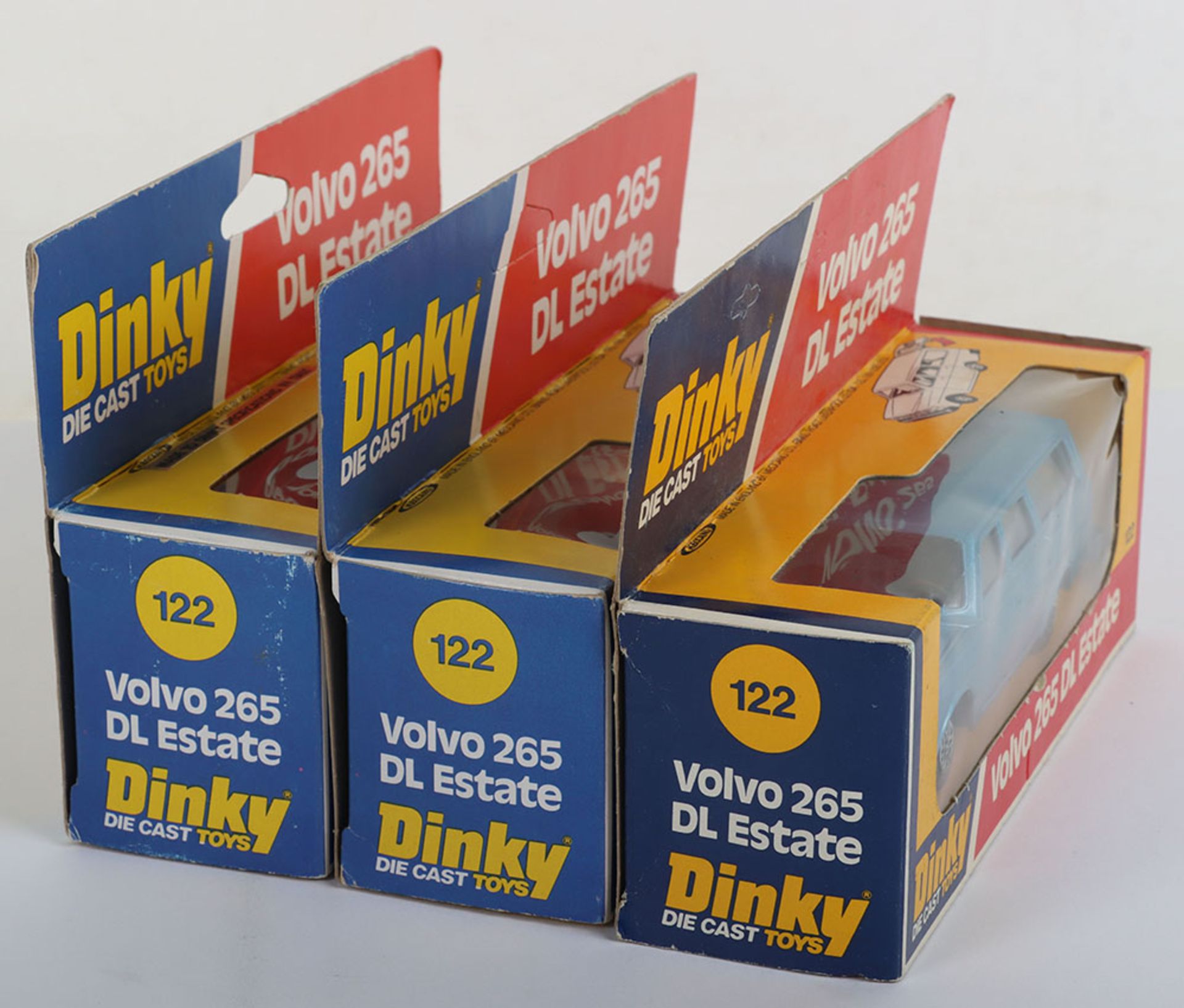Three Dinky 122 Volvo 265 DL Estate Cars - Image 4 of 4