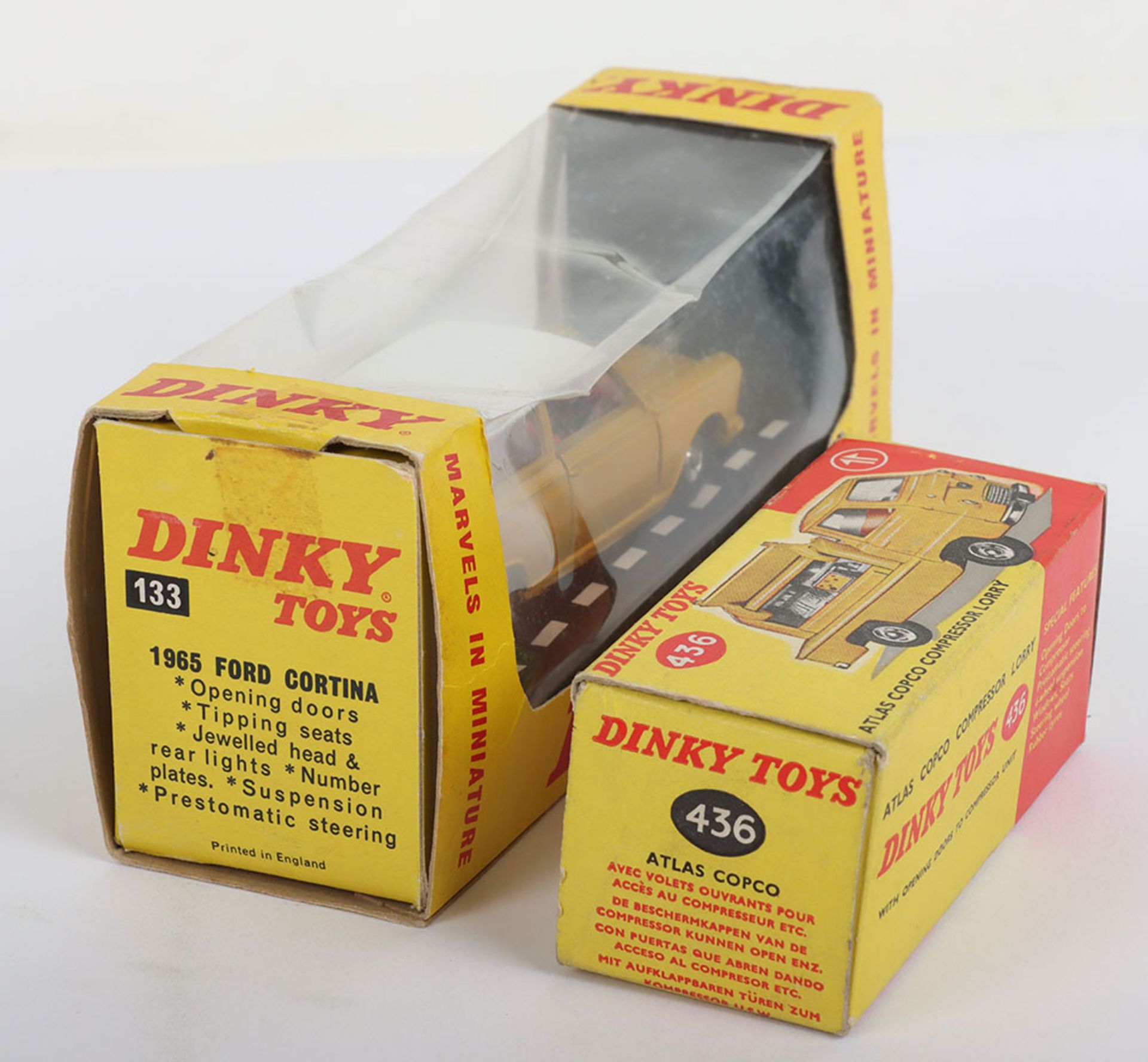 Dinky Toys 133 Ford Cortina - Image 6 of 6