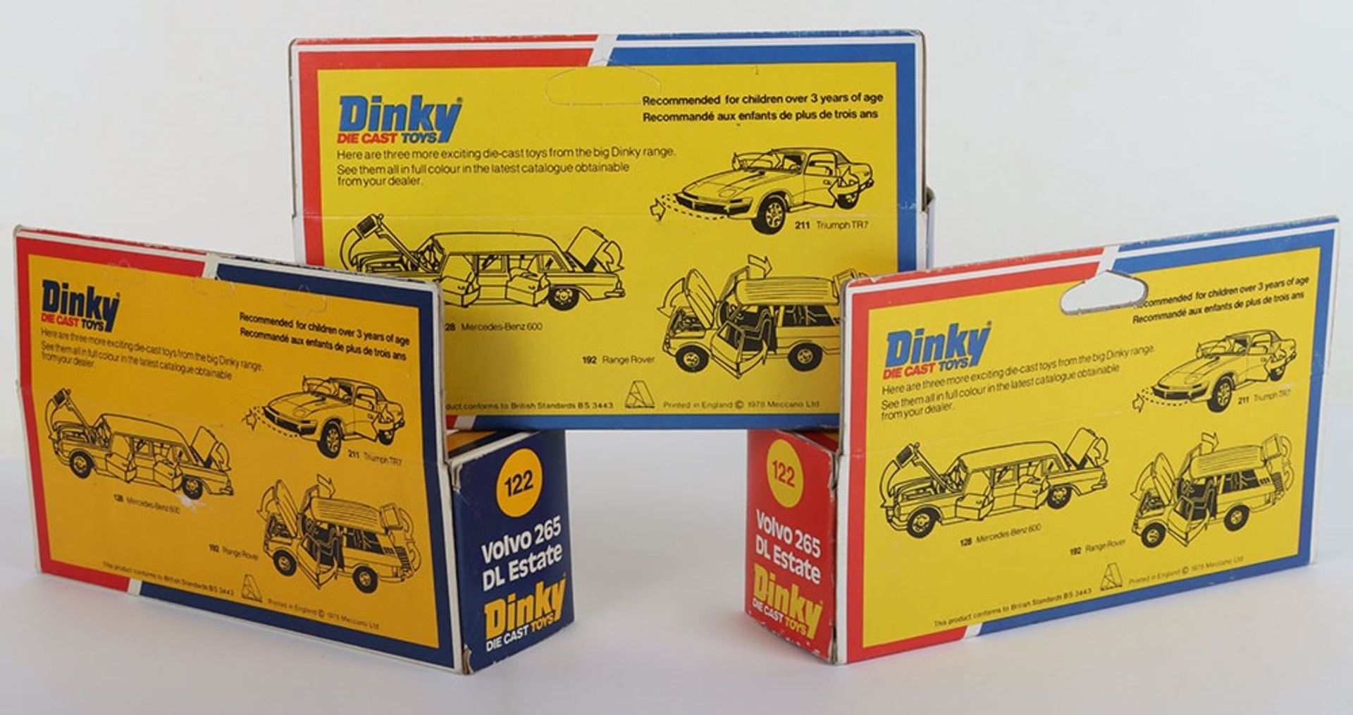 Three Dinky 122 Volvo 265 DL Estate Cars - Image 2 of 4