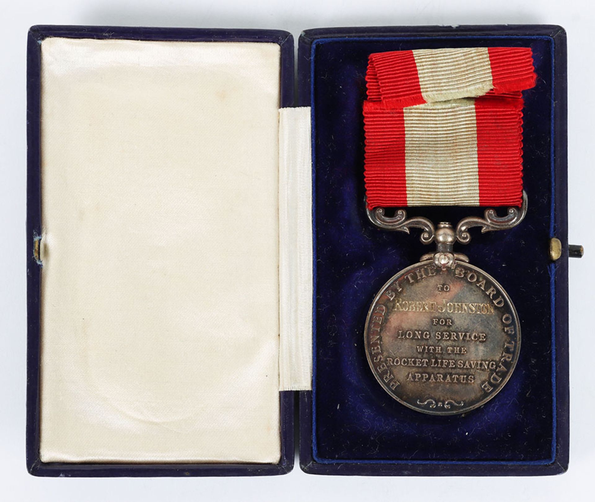 George V Rocket Apparatus Volunteer Long Service Medal - Image 2 of 4
