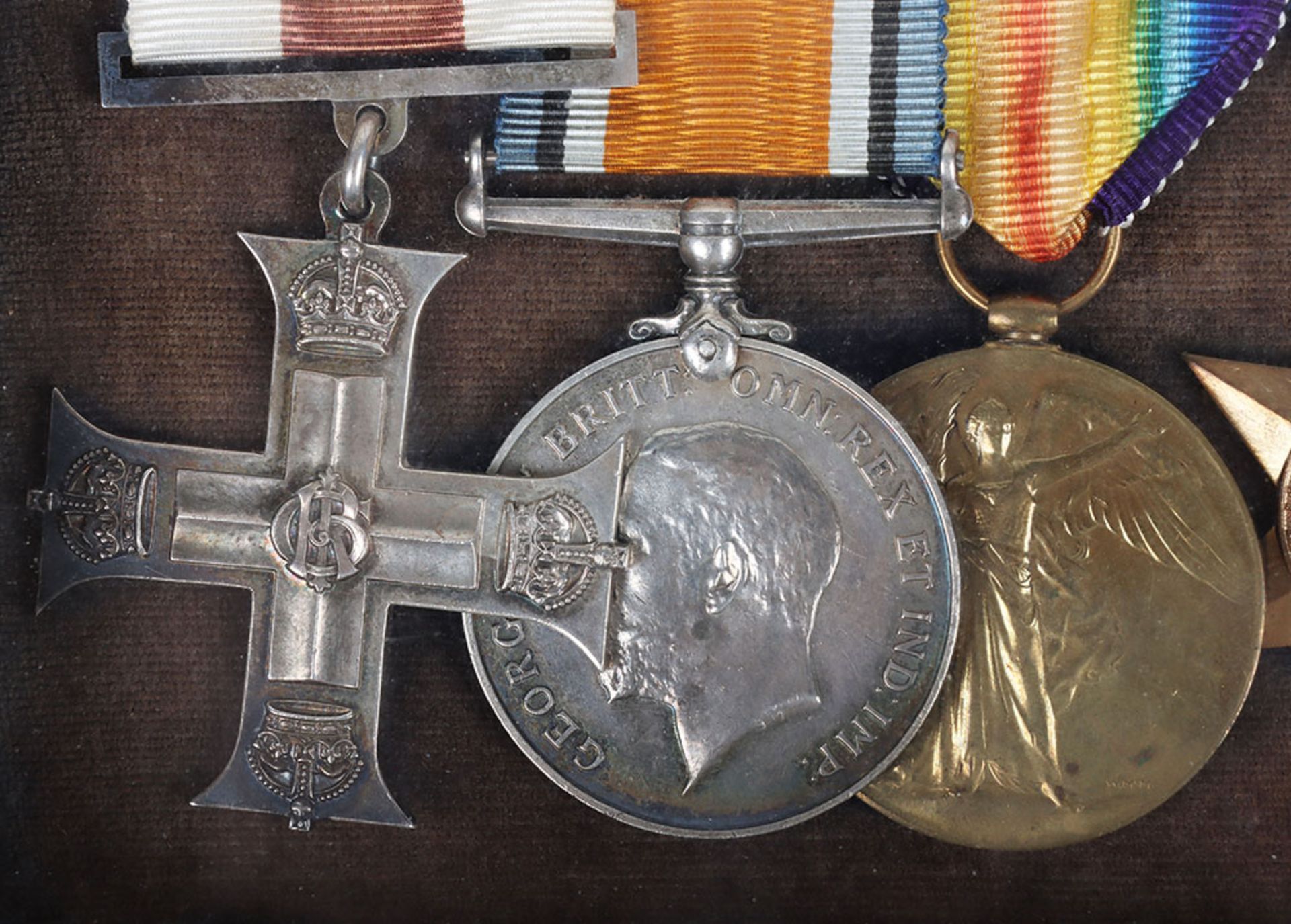 Great War Beaumont Hamel Military Cross Medal Group of Six to an Officer in the Oxfordshire and Buck - Bild 2 aus 10