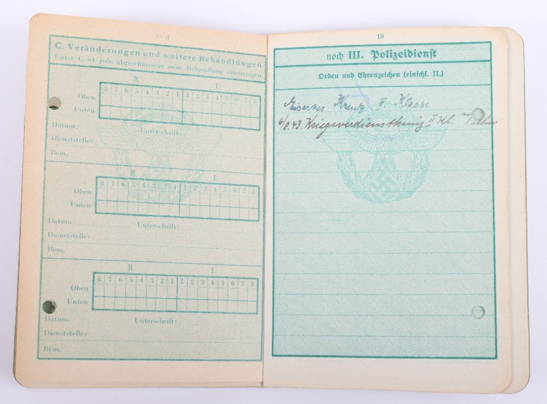 WW2 German Police service book / Polizei Dienstpass to W. Wöhlke, 1942 as Wachmeister d. Schutzpoliz - Bild 8 aus 9