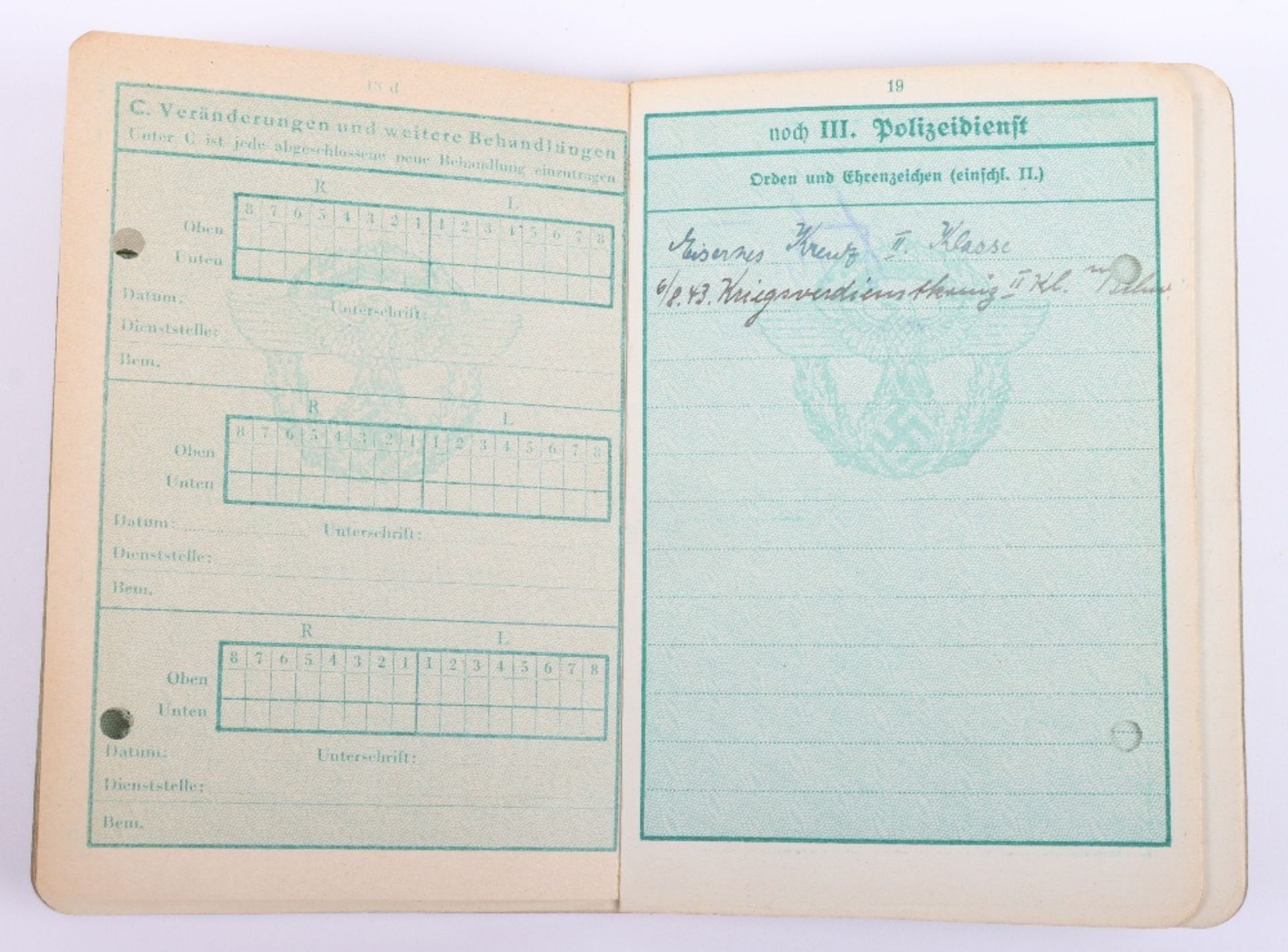 WW2 German Police service book / Polizei Dienstpass to W. Wöhlke, 1942 as Wachmeister d. Schutzpoliz - Image 8 of 9