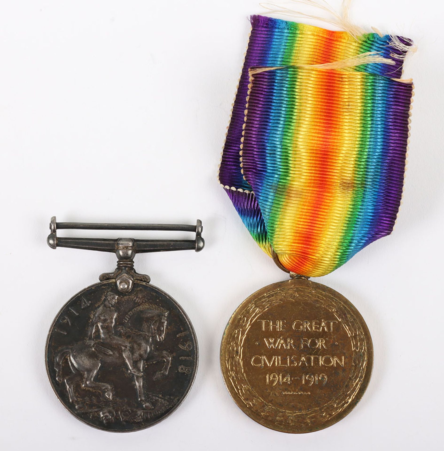 A Great War pair of medals to a Private in the Kings Own Scottish Borderers who was discharged in Oc - Bild 4 aus 5