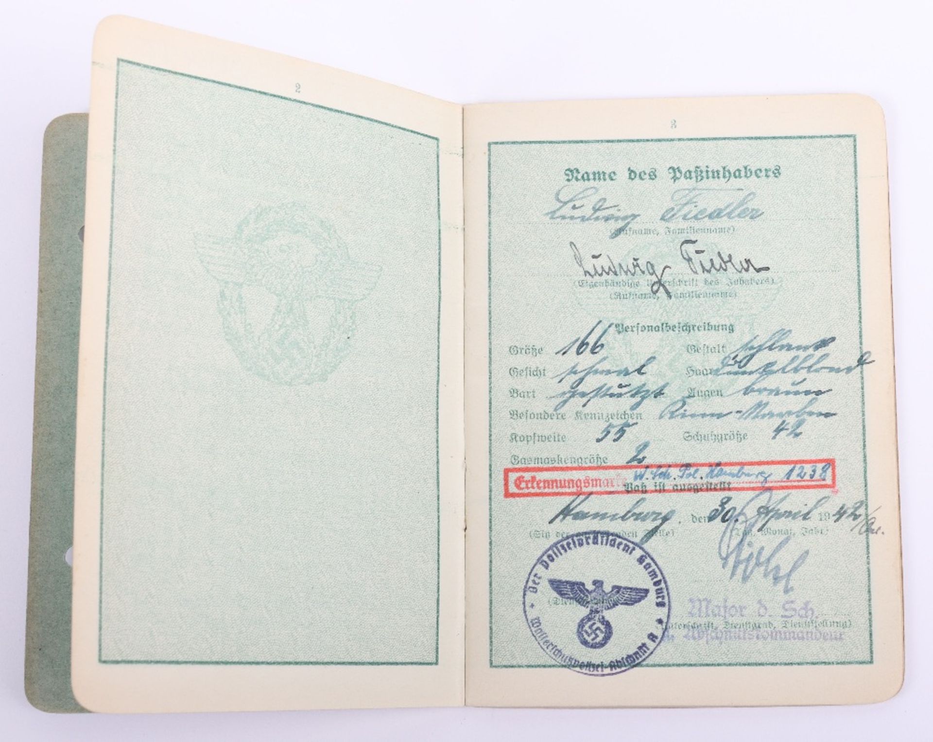 WW2 German Police service book / Polizei Dienstpass toL. Fiedler, Hamburg 1942 - Image 4 of 11