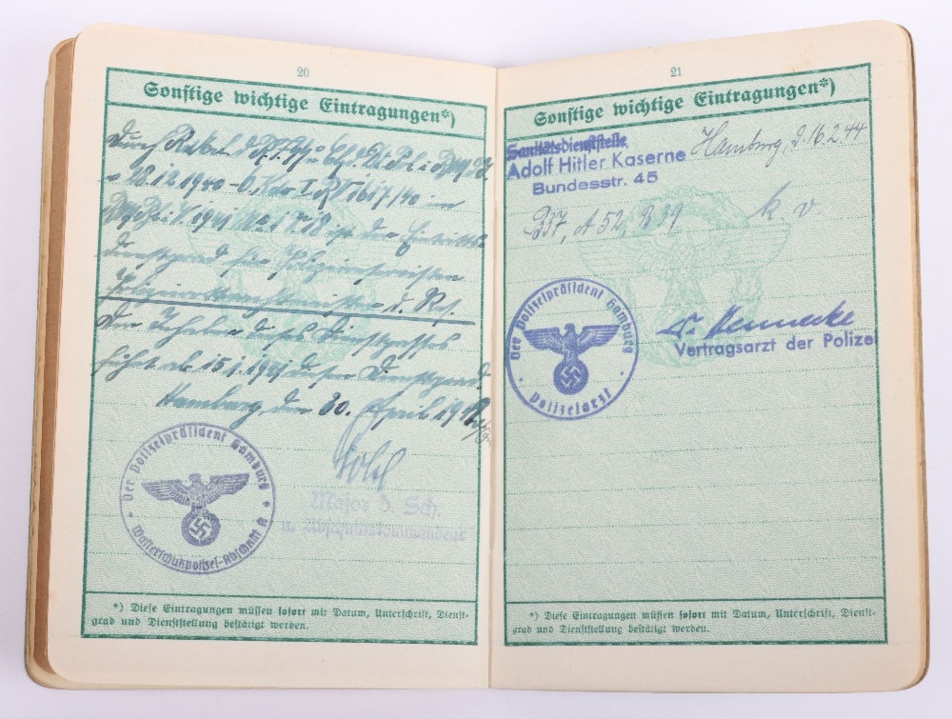 WW2 German Police service book / Polizei Dienstpass toL. Fiedler, Hamburg 1942 - Image 11 of 11