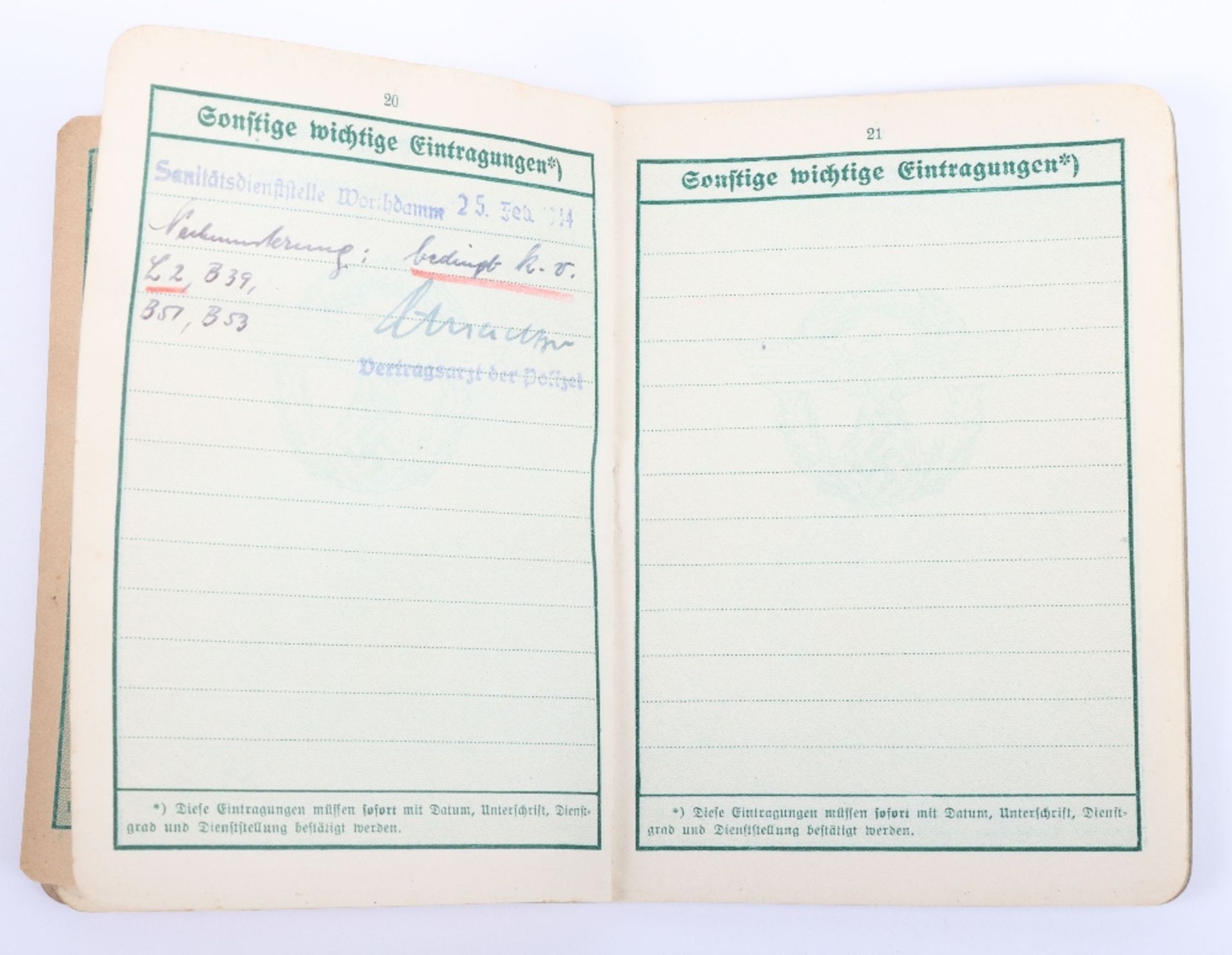 WW2 German Police service book / Polizei Dienstpass to E. Hillenbrand. Polizei Reserve Hamburg 1941 - Image 12 of 13