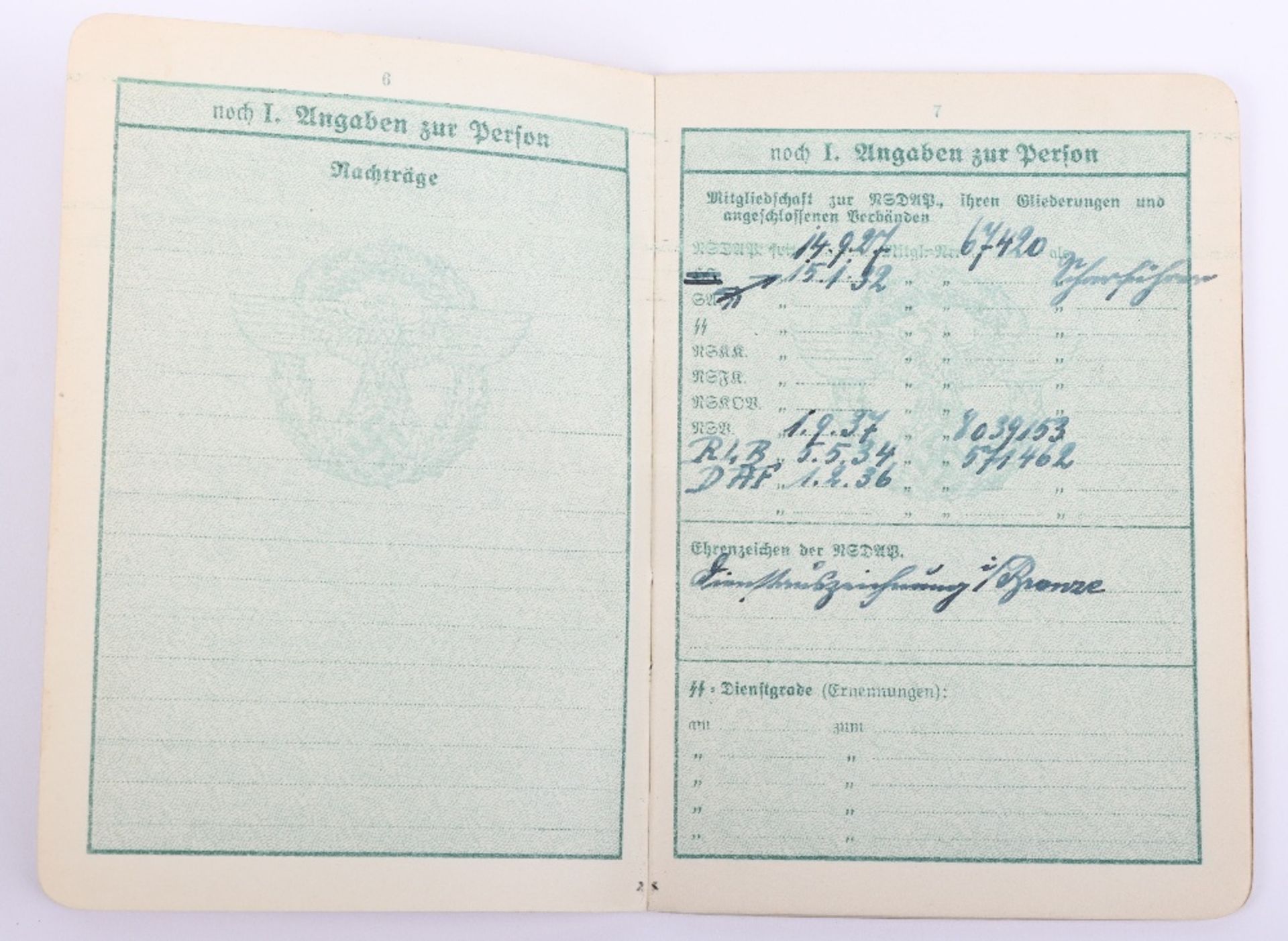 WW2 German Police service book / Polizei Dienstpass toL. Fiedler, Hamburg 1942 - Image 6 of 11