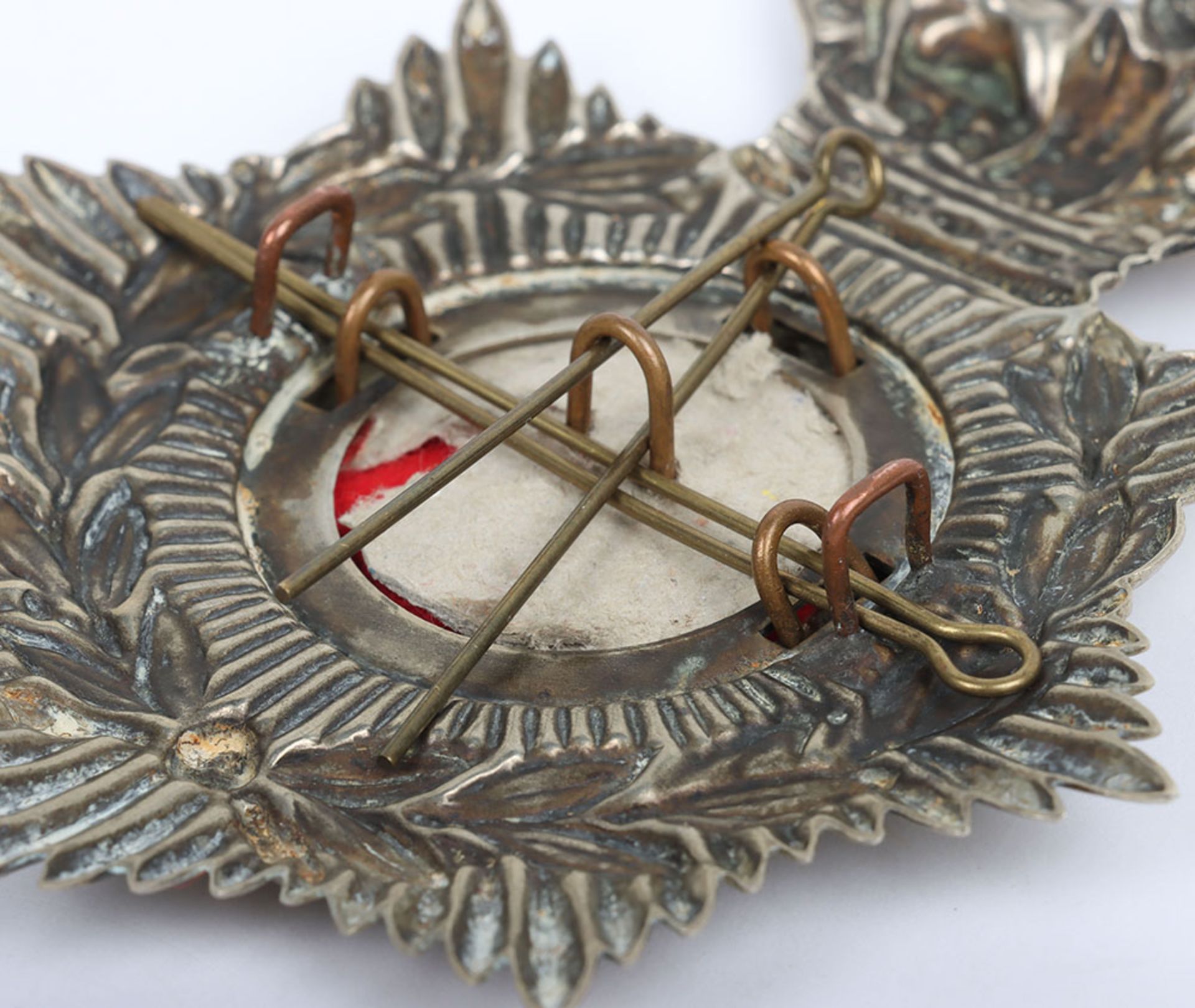 Victorian 1st Volunteer Battalion Royal Lancaster Regiment Other Ranks Helmet Plate - Bild 4 aus 4