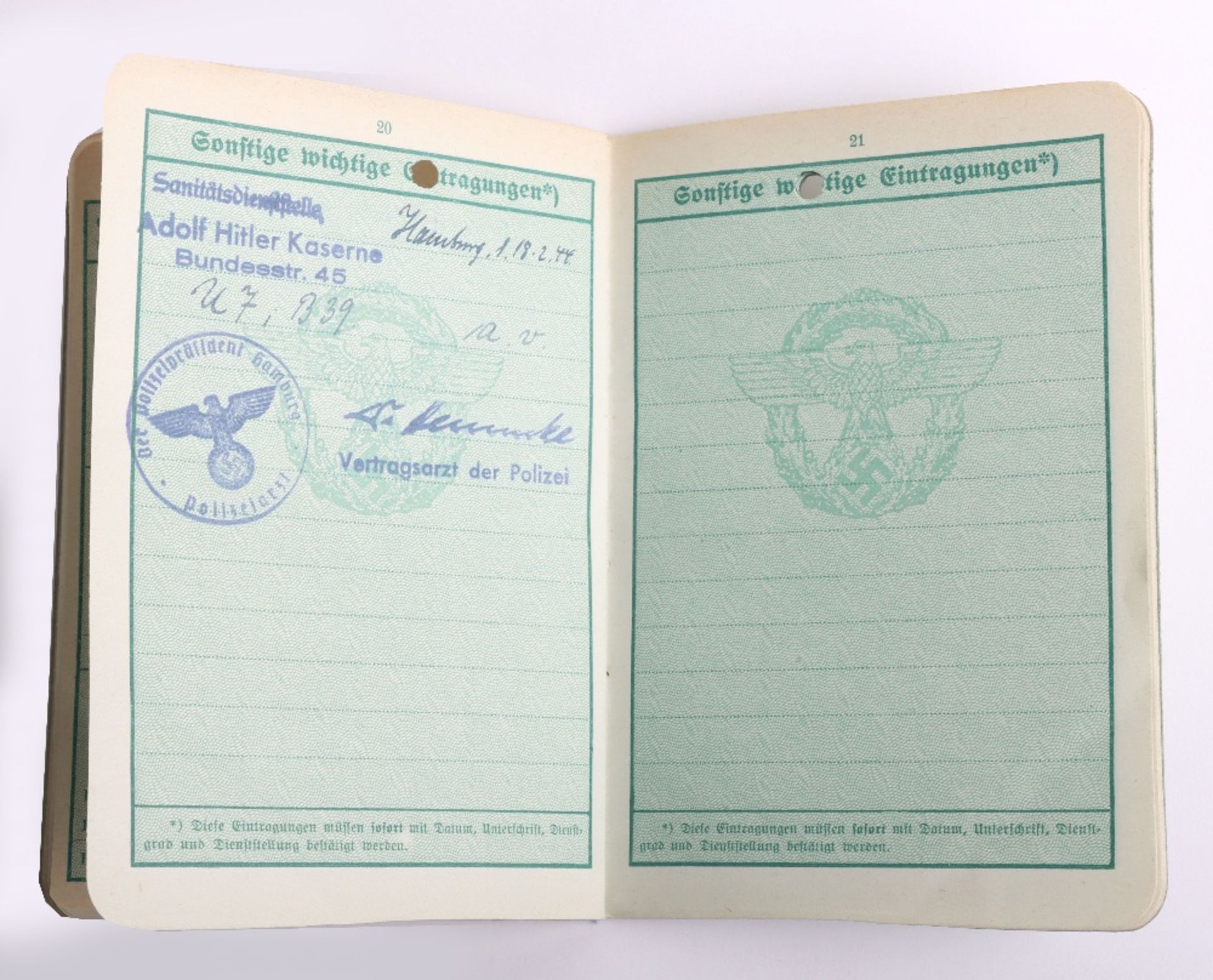 WW2 German Police service book / Polizei Dienstpass to W. Ilchmann. Polizei Reserve Hamburg 1943 - Image 10 of 11