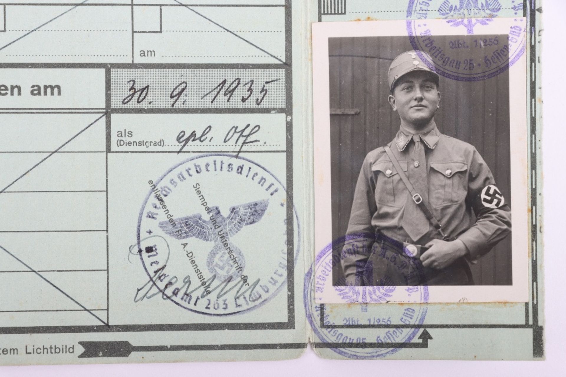 WW2 German Wehrpass to Gefreiter W. Servant, Inf. Reg. 506. KIA Russia 1942 - Bild 4 aus 22