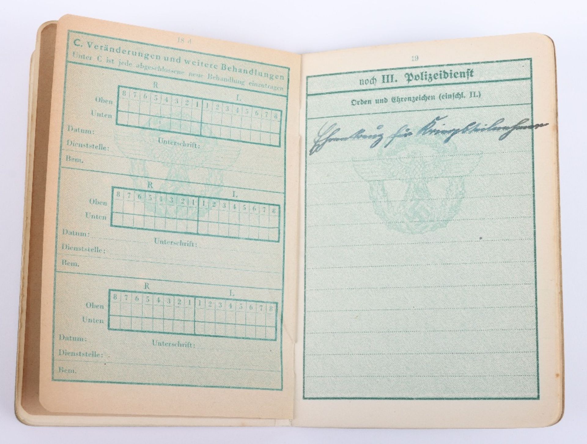 WW2 German Police service book / Polizei Dienstpass toL. Fiedler, Hamburg 1942 - Image 10 of 11