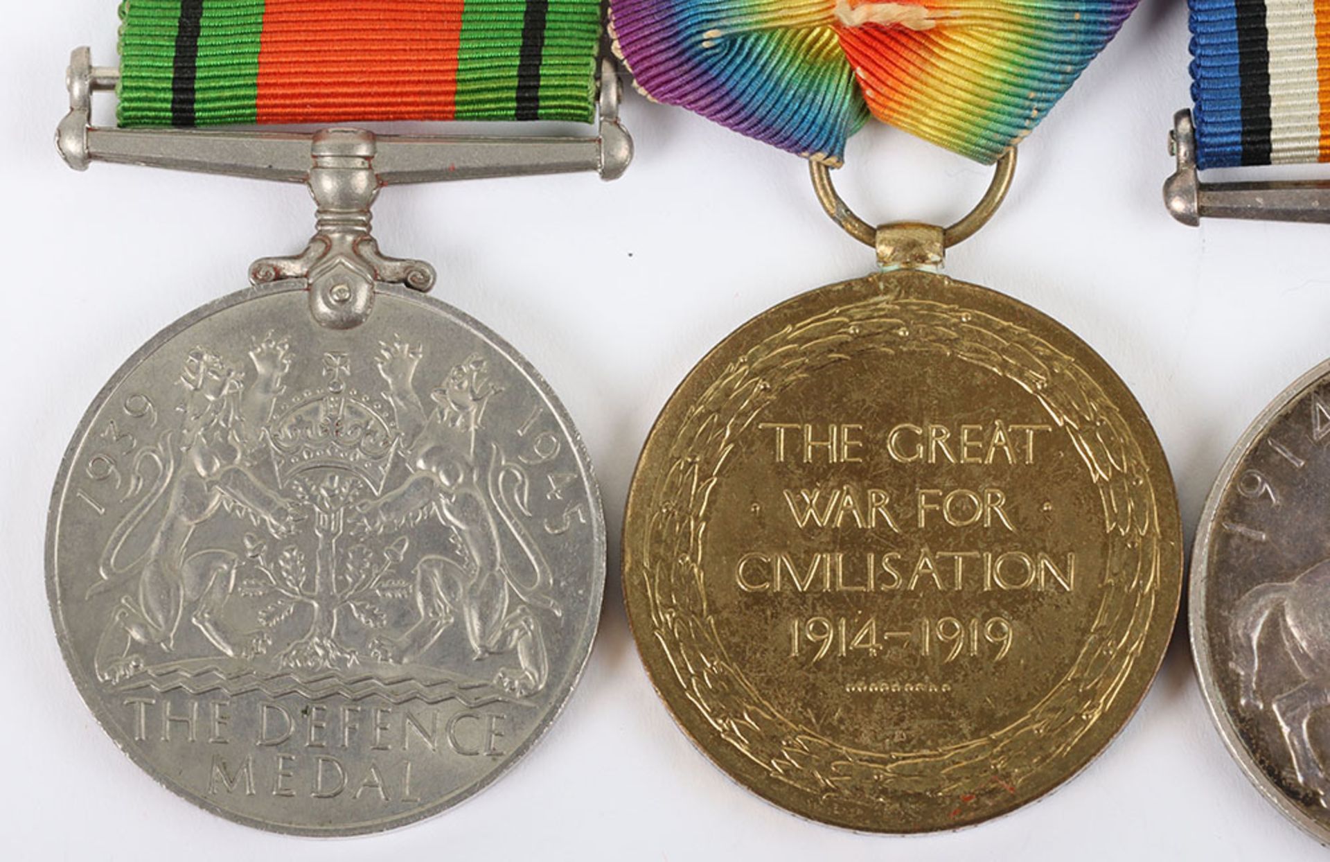A Group of 4 medals for service in both World Wars to a recipient who was mentioned in despatches du - Bild 7 aus 7