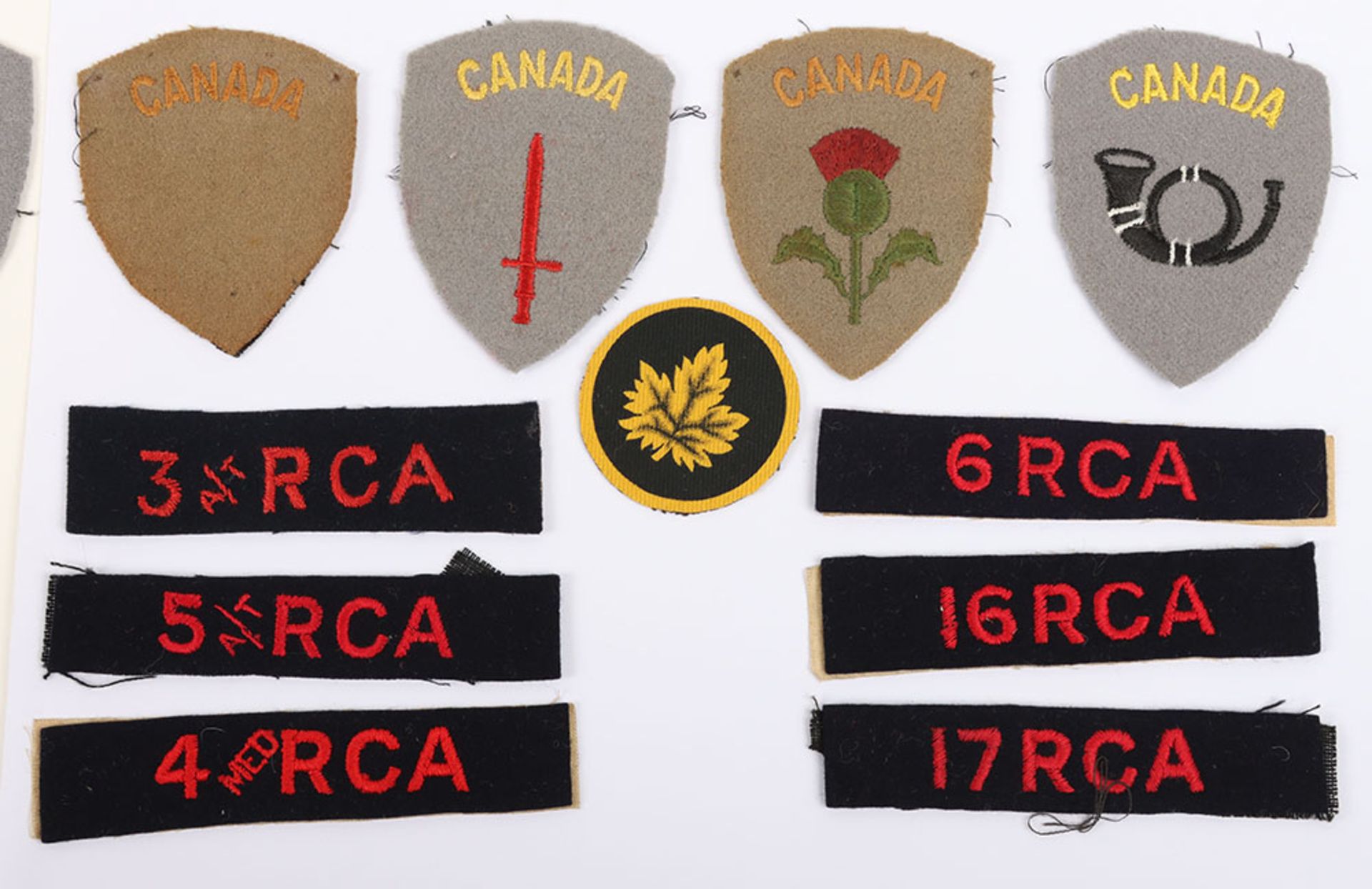 Large quantity of cloth Royal Canadian Artillery shoulder flashes - Bild 2 aus 5