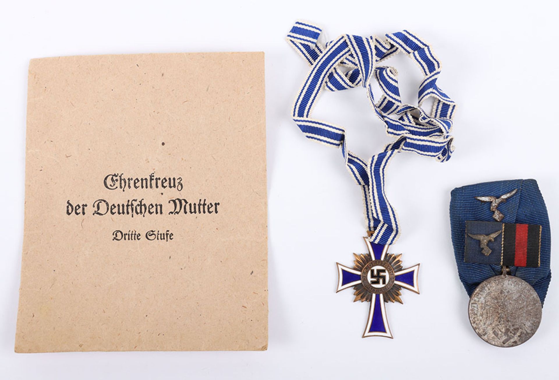 WW2 German Luftwaffe 4 Year Long Service Medal - Image 2 of 6