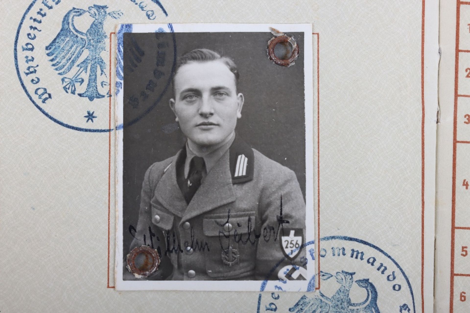 WW2 German Wehrpass to Gefreiter W. Servant, Inf. Reg. 506. KIA Russia 1942 - Bild 7 aus 22