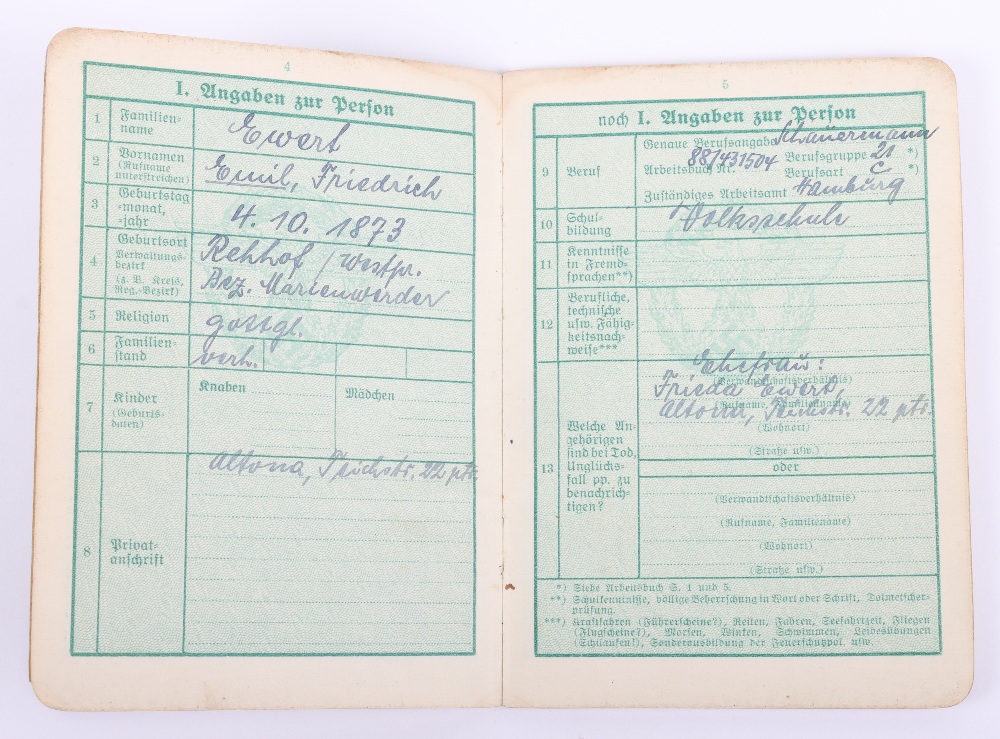 WW2 German Police service book / Polizei Dienstpass to Emil Ewert, Polizei Reserve Hamburg 1941 - Image 5 of 10