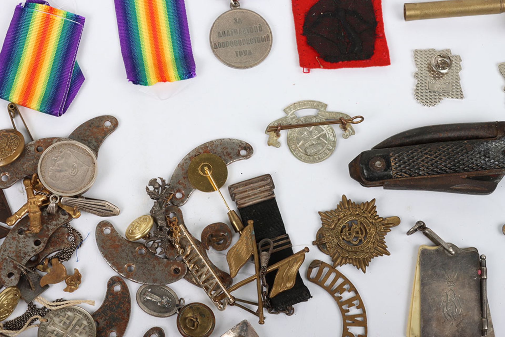 Military Badges and Curious - Bild 5 aus 5