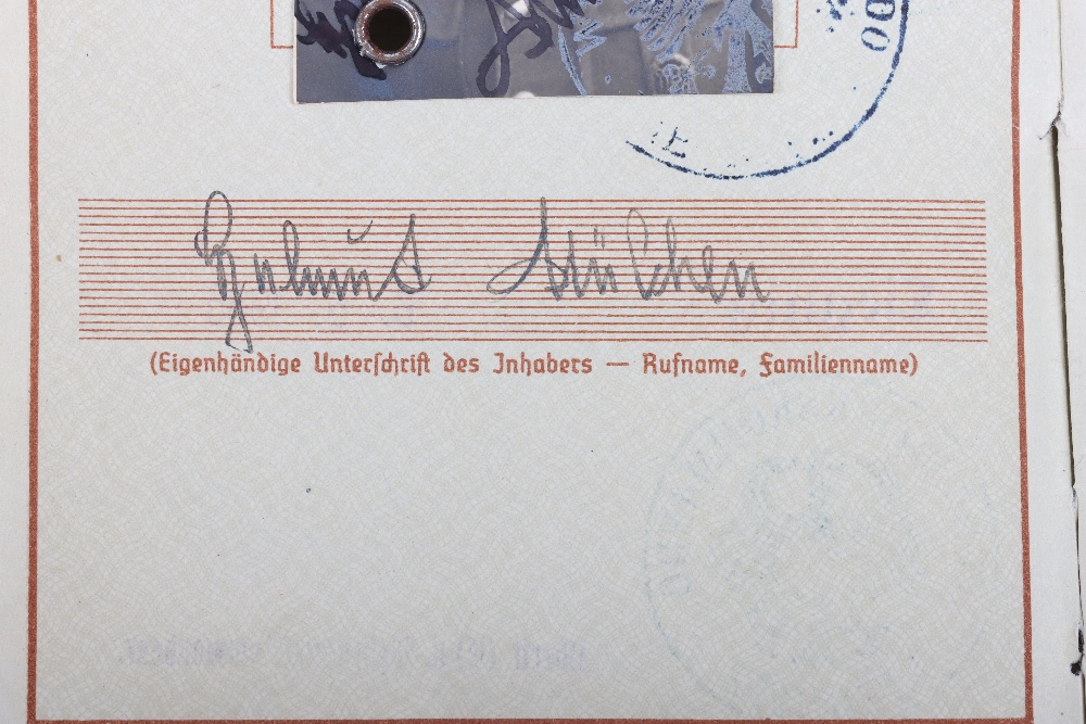 WW2 German Wehrpass to H. Mülchen, Panzer Abwehr. Abteilung 18 - Bild 14 aus 26