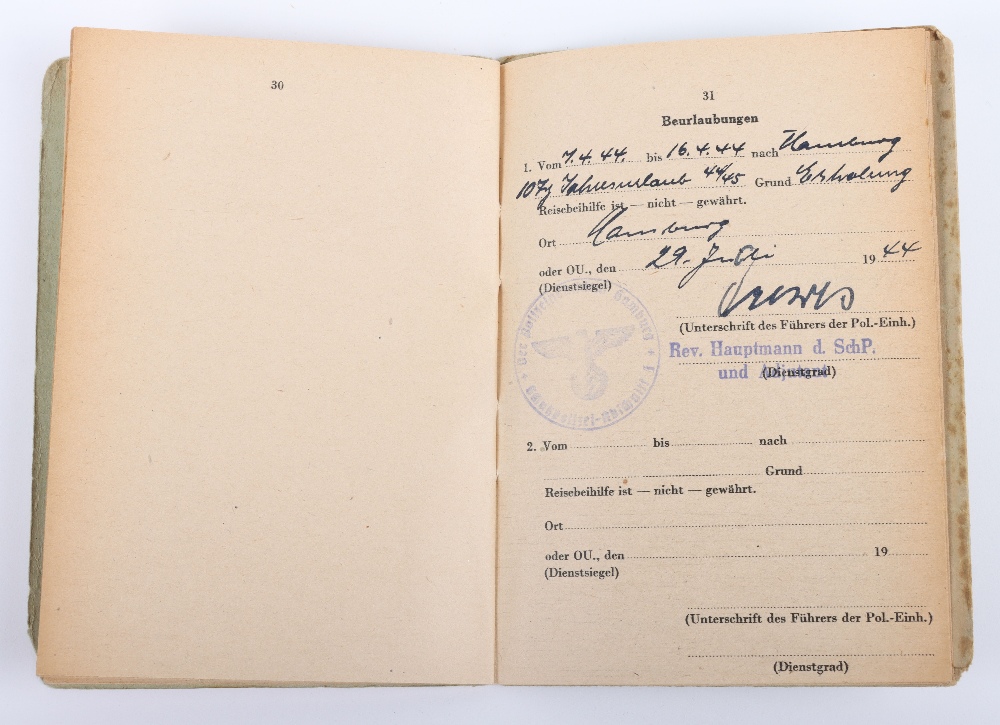 WW2 German Police Soldbuch / ID book to Fritz Bohn, Polizei Reserve Hamburg 1944 - Image 7 of 8