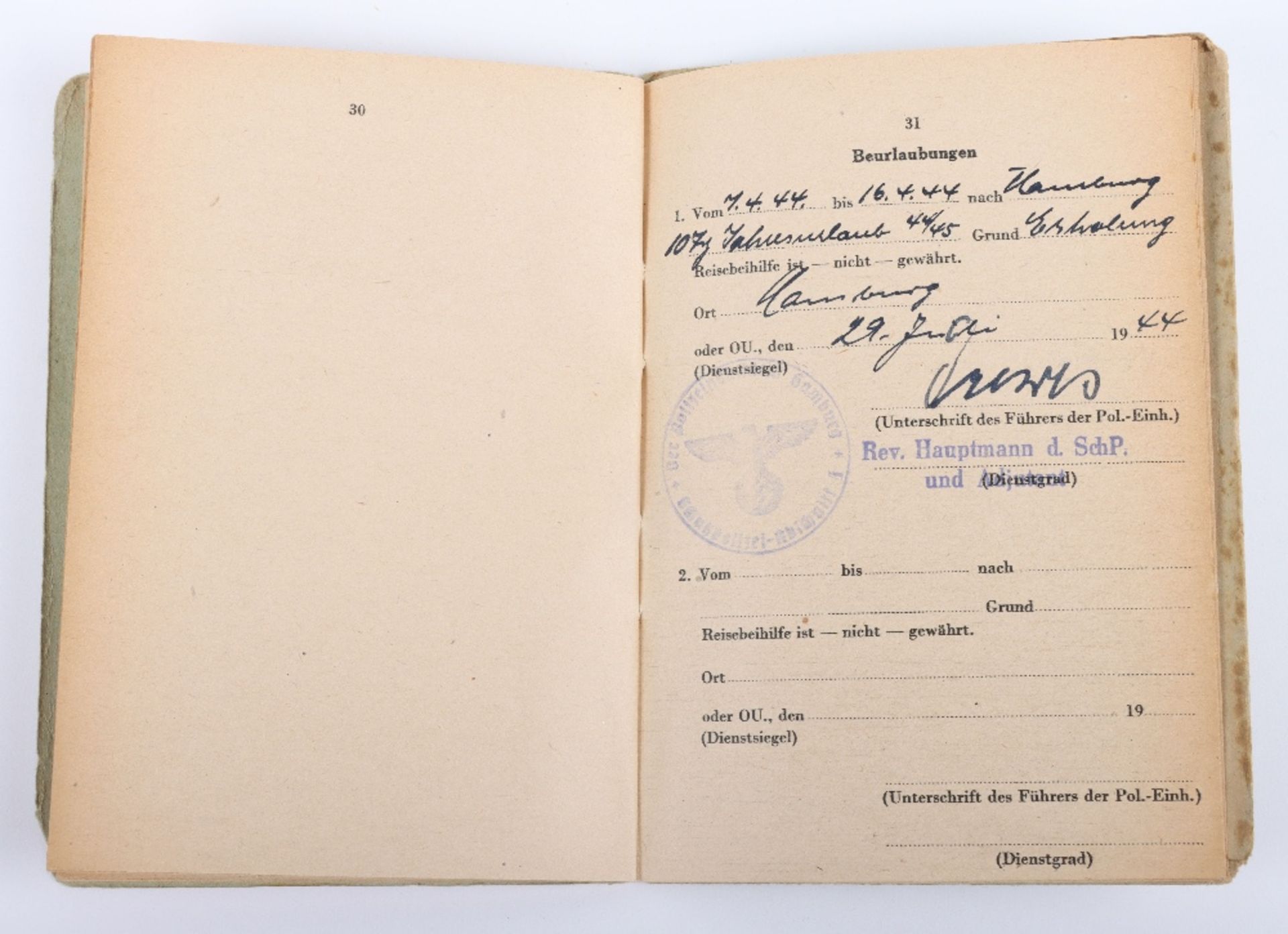 WW2 German Police Soldbuch / ID book to Fritz Bohn, Polizei Reserve Hamburg 1944 - Image 7 of 8